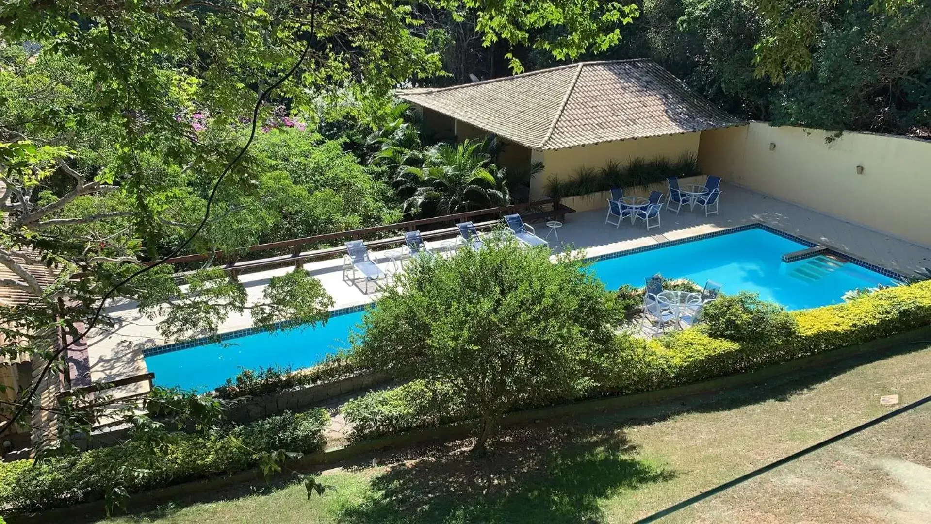 Double Room with Garden View in Praia da Ferradurinha Guest House Double Room with Garden View in Praia da Ferradurinha Guest House