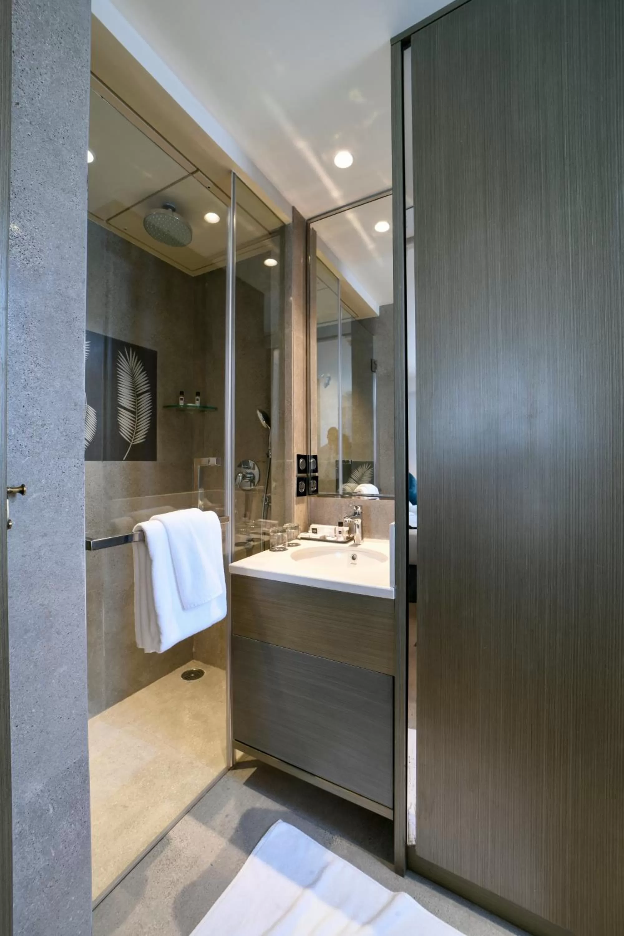 Bathroom in NX HOTEL