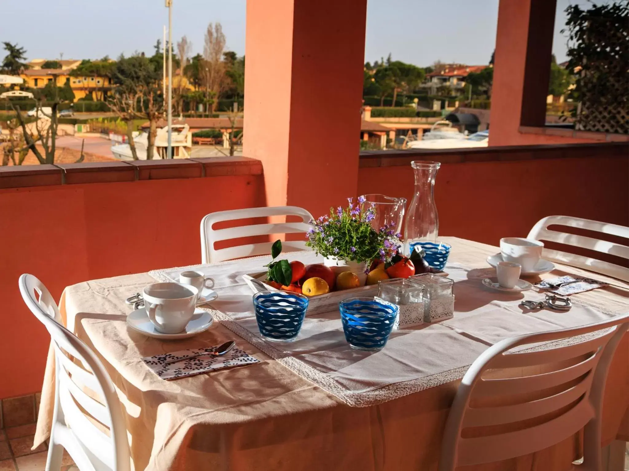 Balcony/Terrace, Restaurant/Places to Eat in BellaSirmione Holiday Apartments