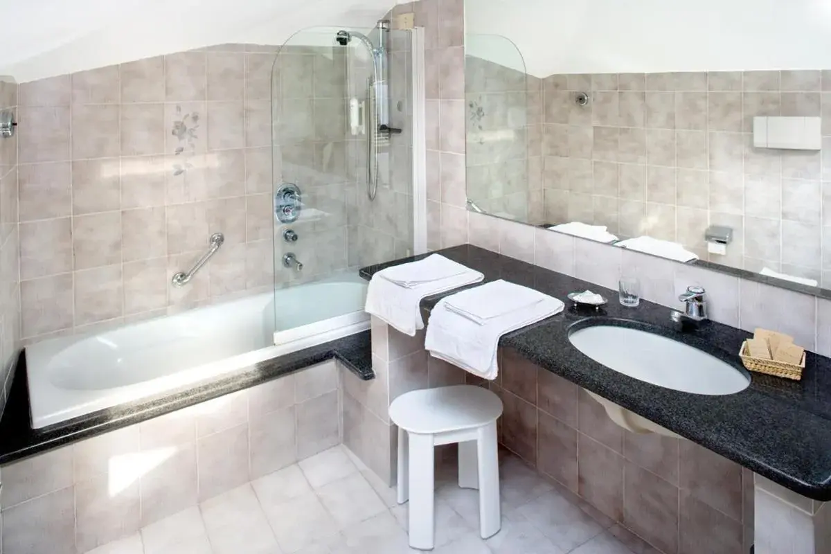 Bathroom in Hotel Lamberti