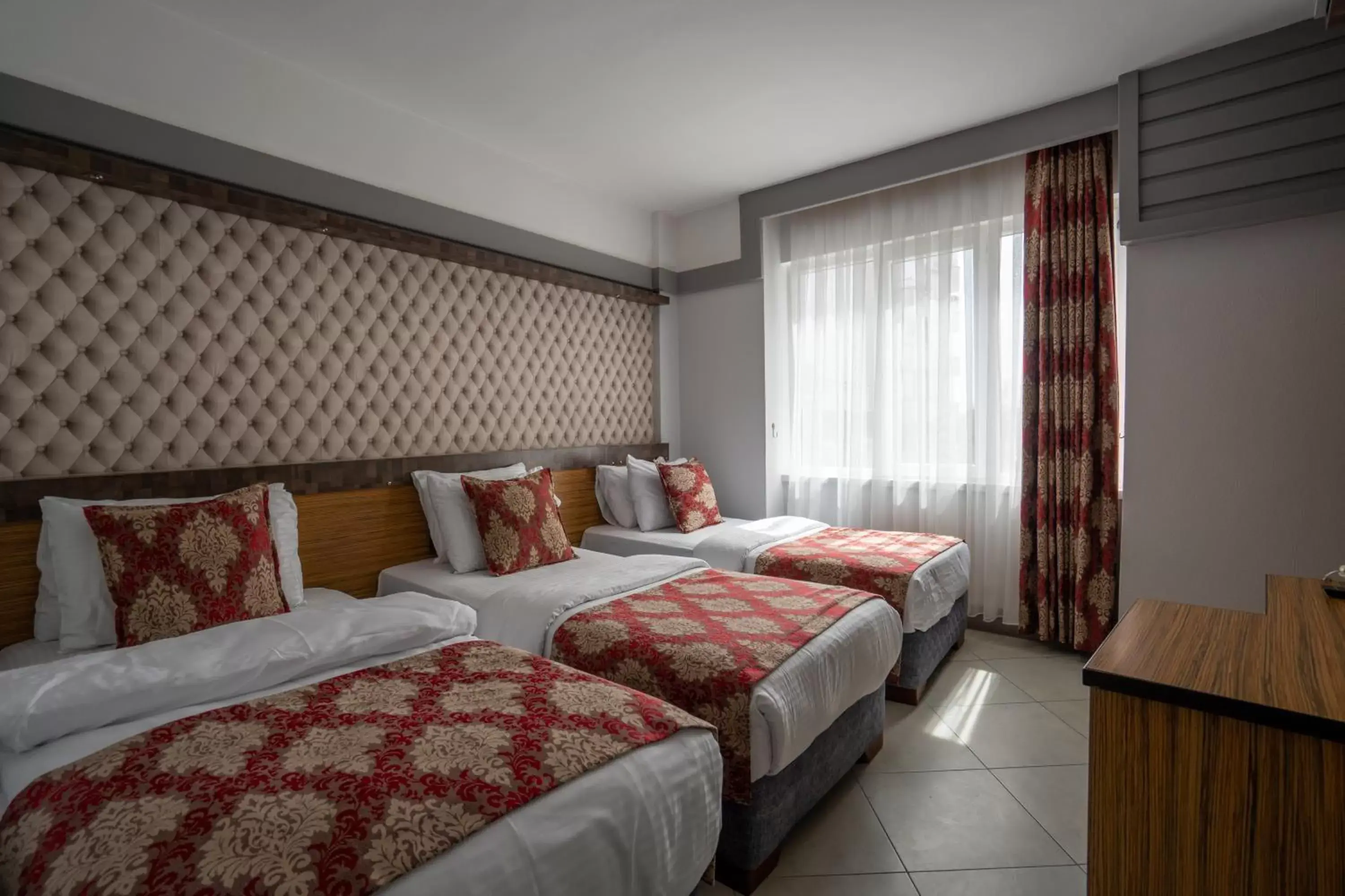 Bedroom, Bed in Mevre Hotel