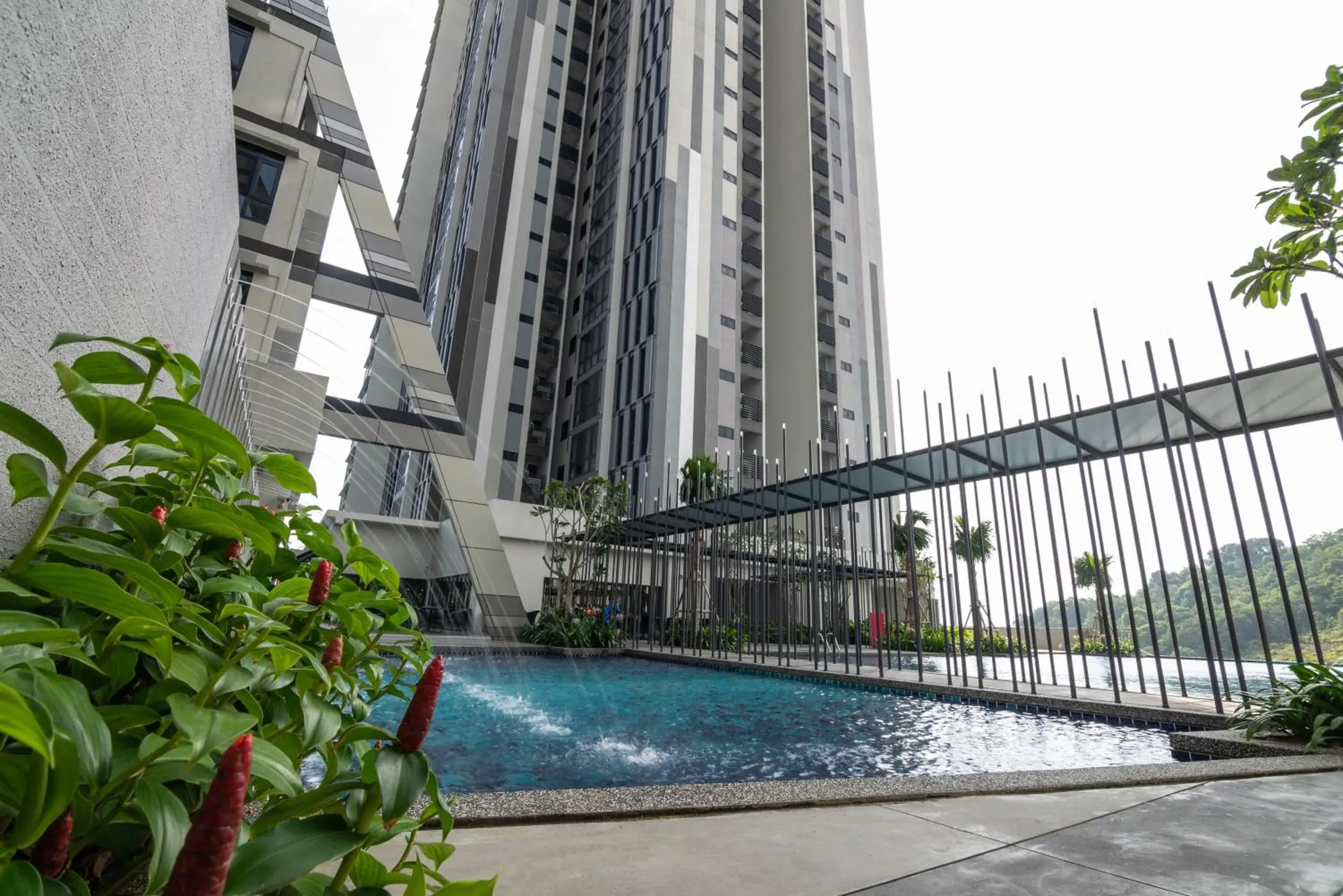 Swimming pool in Ramada Meridin Johor Bahru Swimming pool in Ramada Meridin Johor Bahru