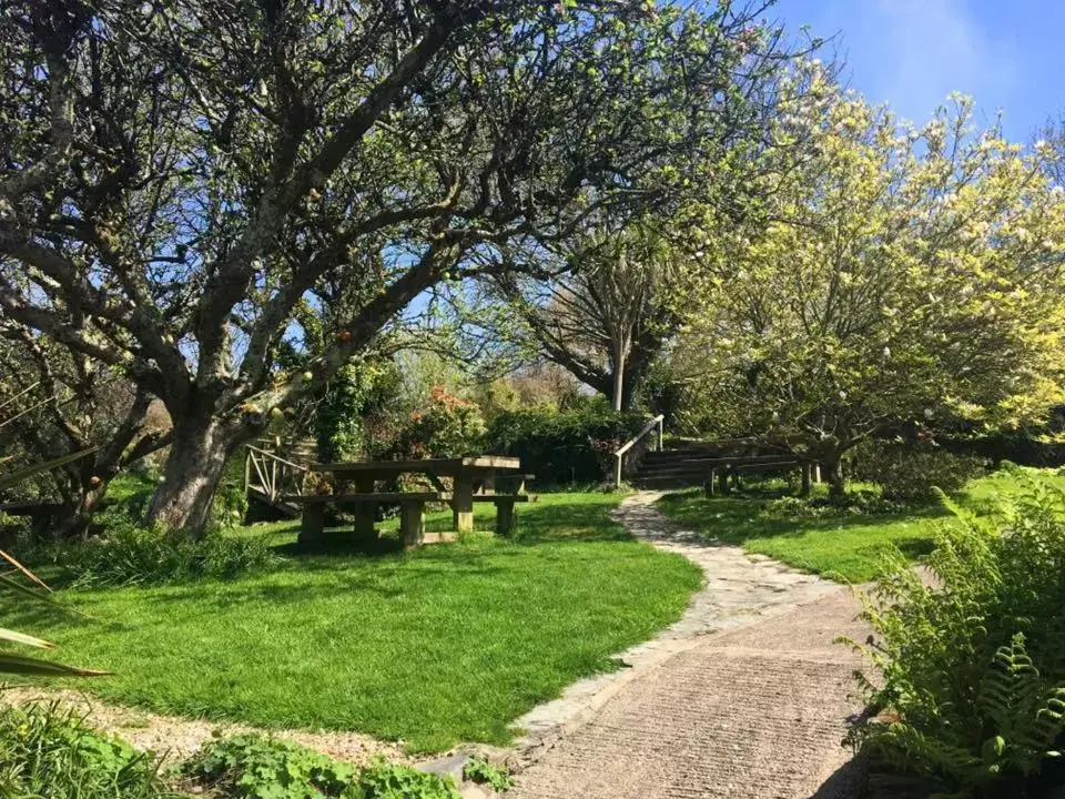 Garden in The Hoops Inn & Country Hotel