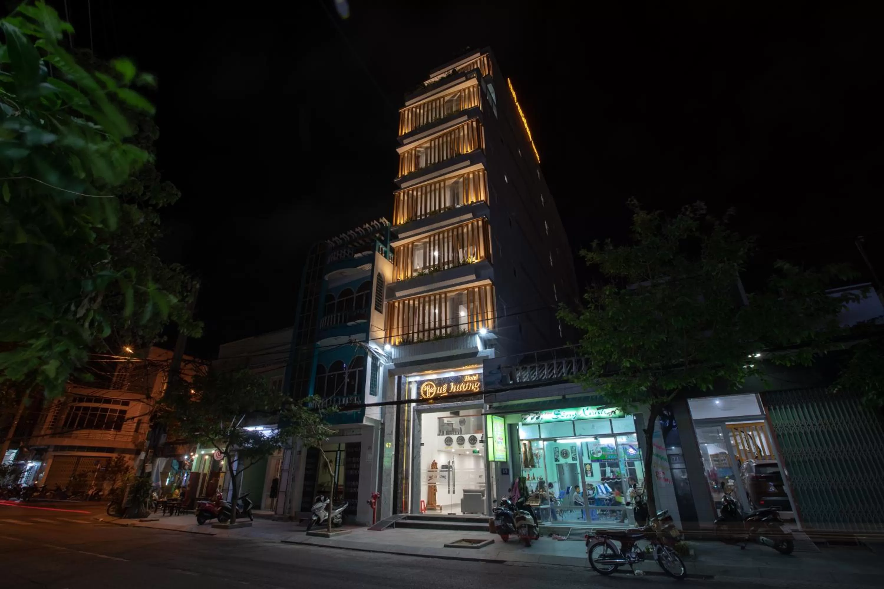 Property building in QUE HUONG HOTEL