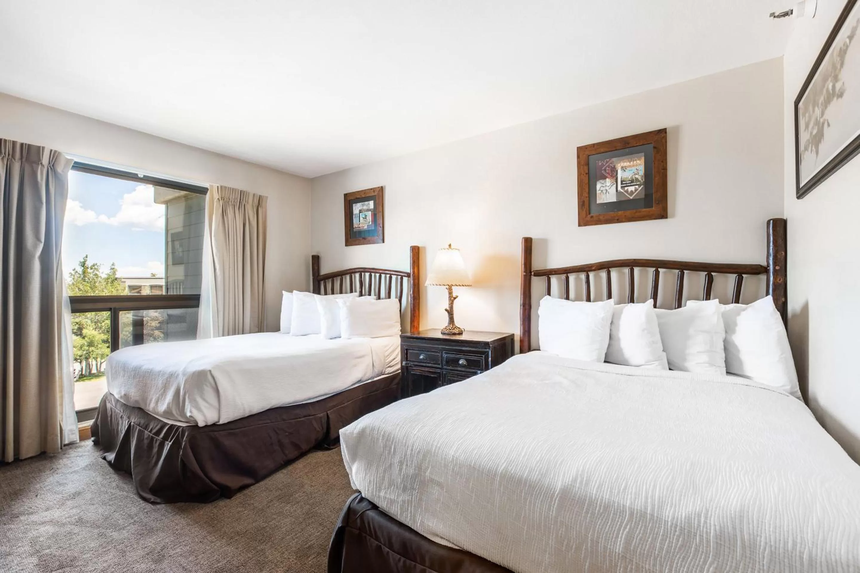 Bedroom, Bed in Silver King by All Seasons Resort Lodging