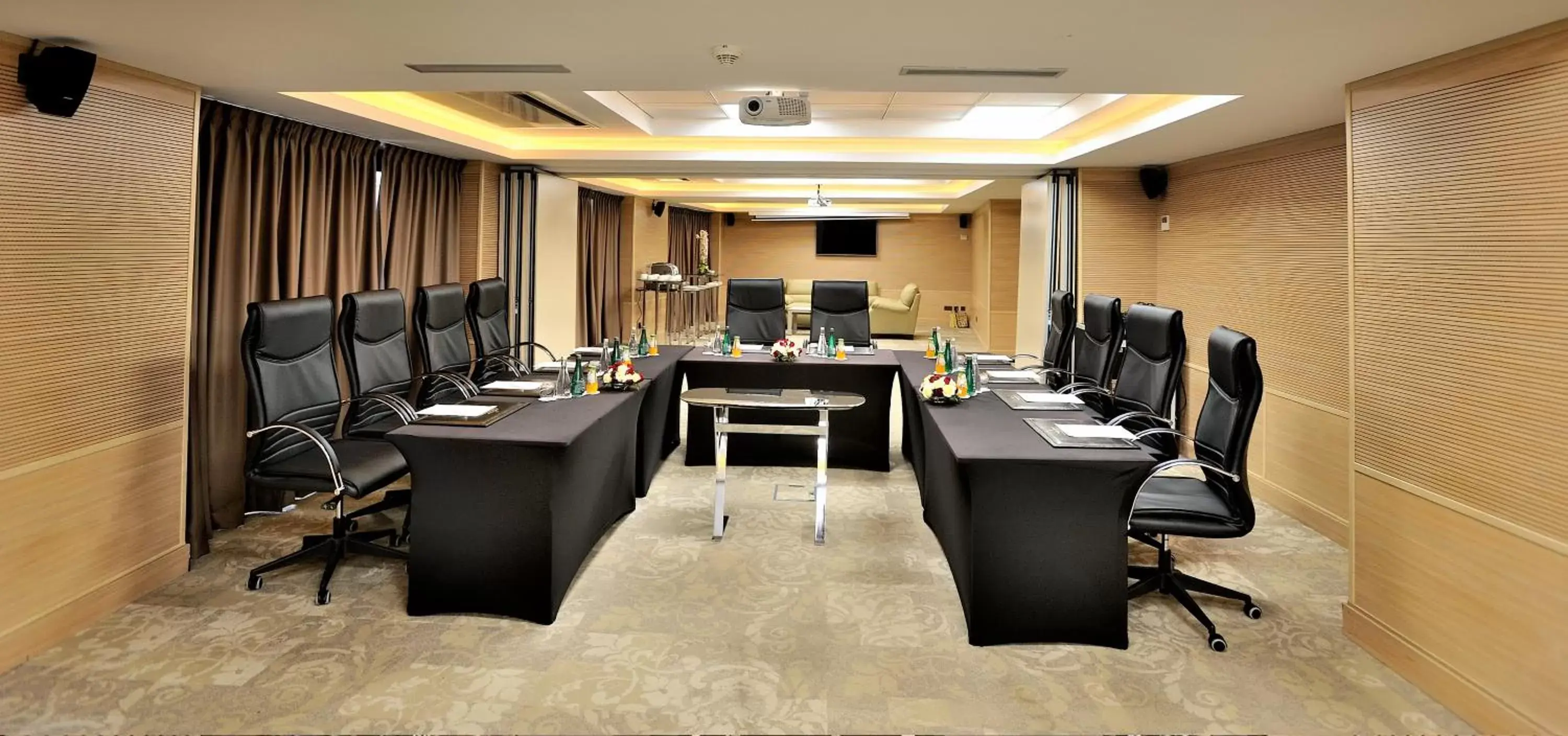 Meeting/conference room in Royal Tulip City Center
