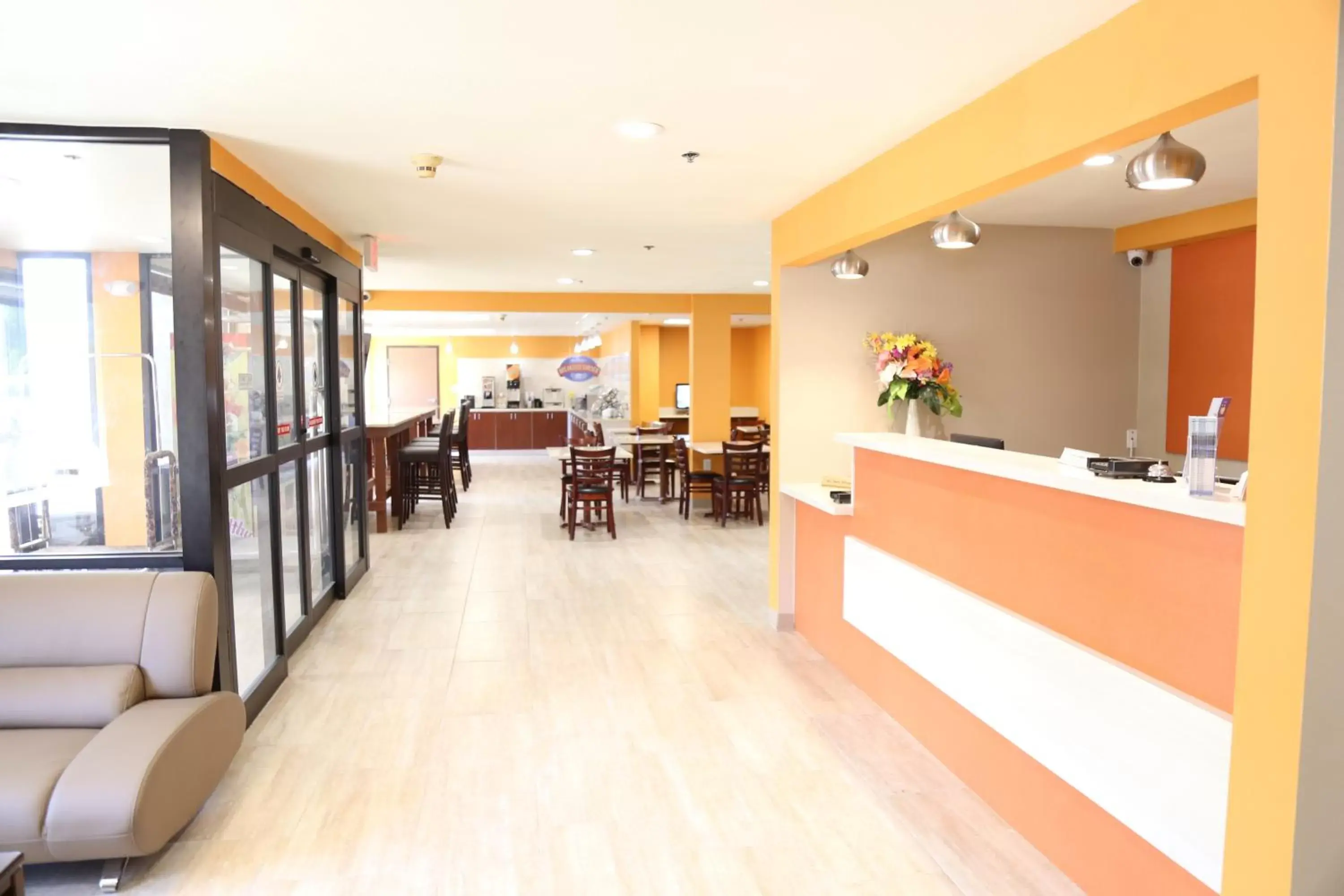 Lobby or reception in Baymont by Wyndham Plano Lobby or reception in Baymont by Wyndham Plano