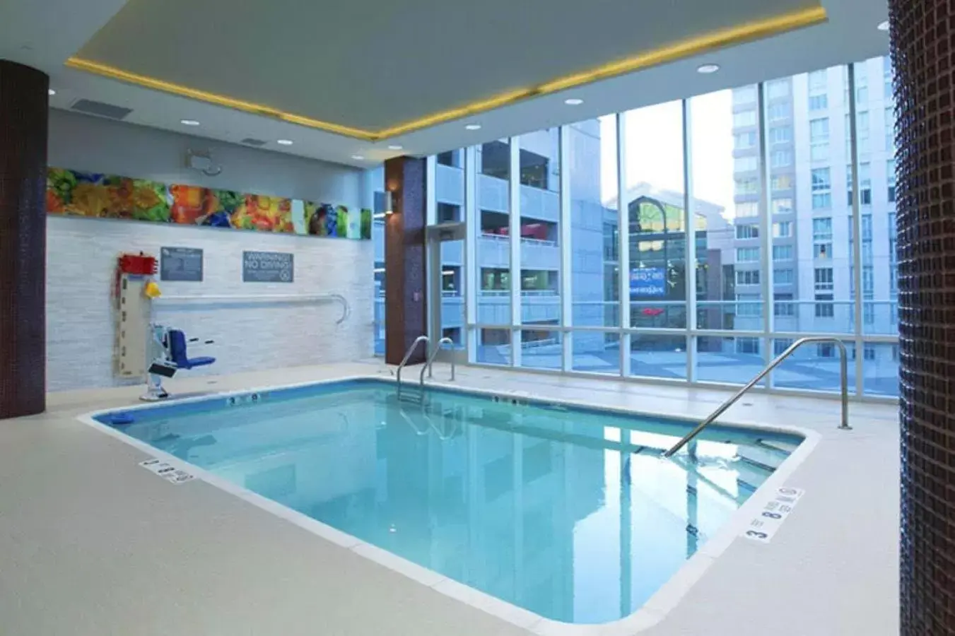 Swimming Pool in Cambria Hotel White Plains - Downtown