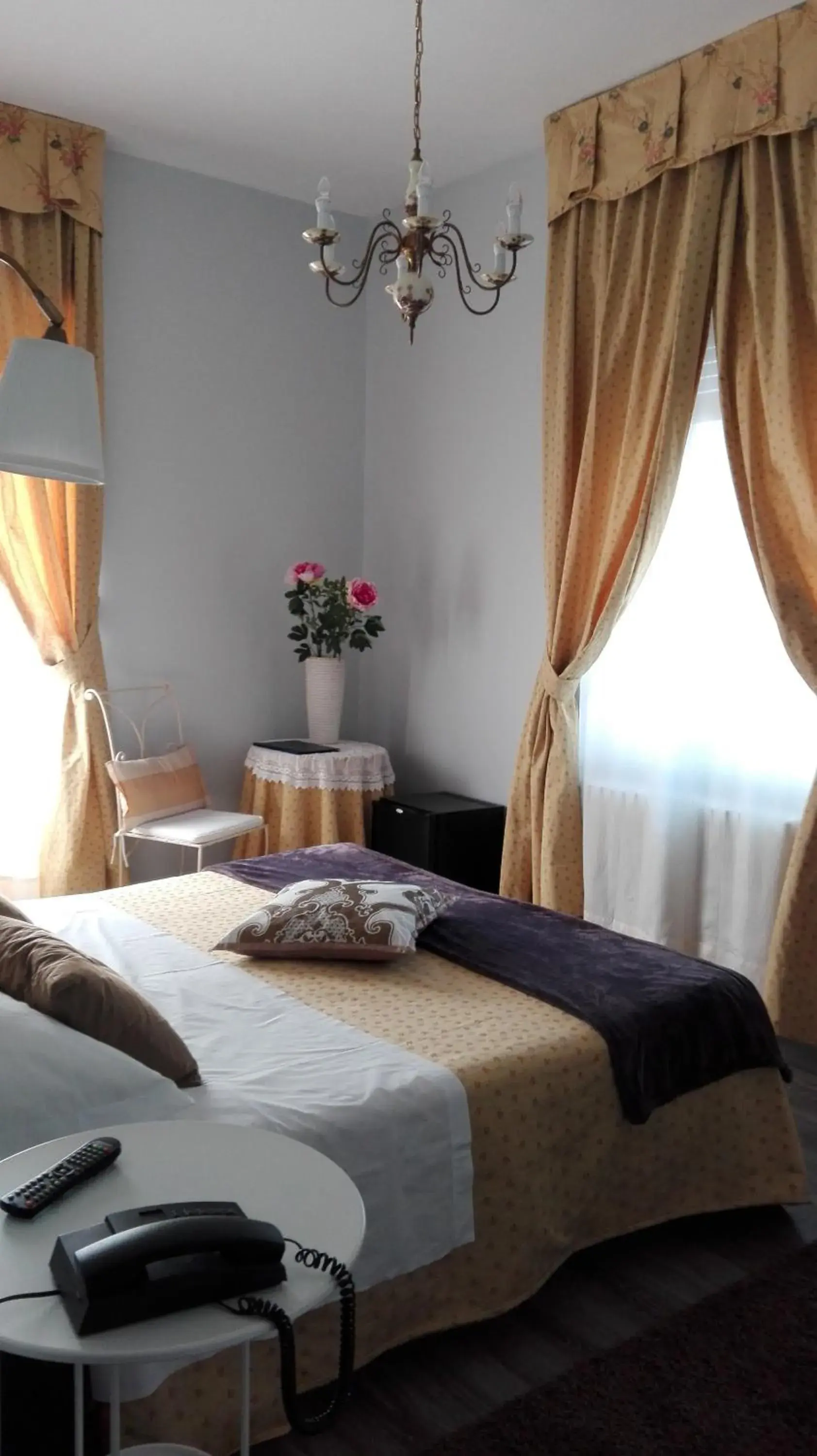 Double or Twin Room in Hotel Ponte Sassi Double or Twin Room in Hotel Ponte Sassi