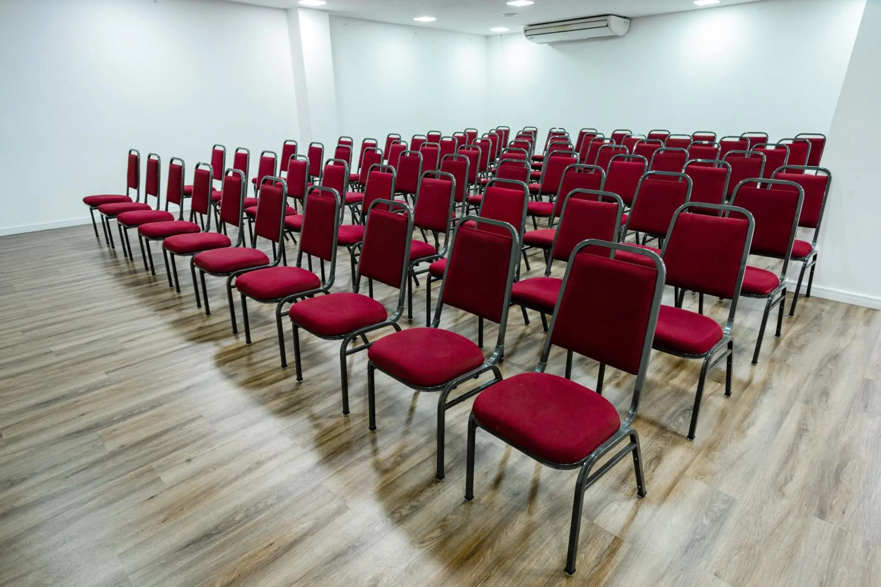 Meeting/conference room in Nobile Suites Diamond