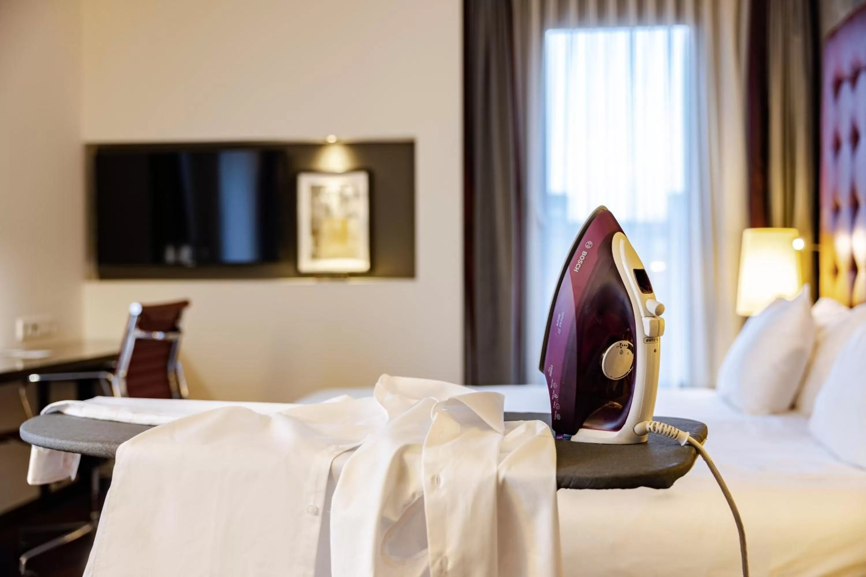 Photo of the whole room, Bed in Crowne Plaza Amsterdam - South by IHG