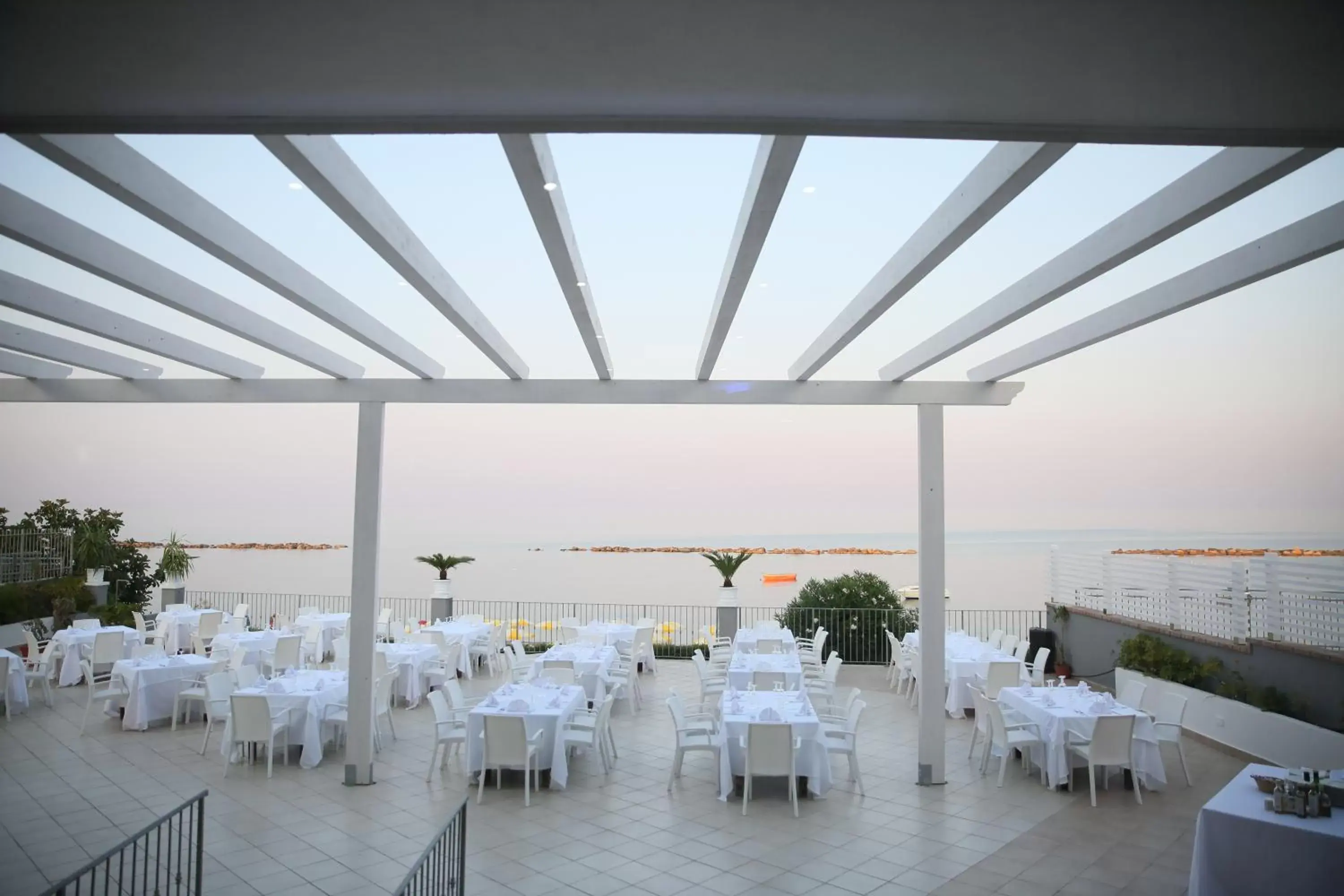 Balcony/Terrace, Restaurant/Places to Eat in Hotel Dolce Stella