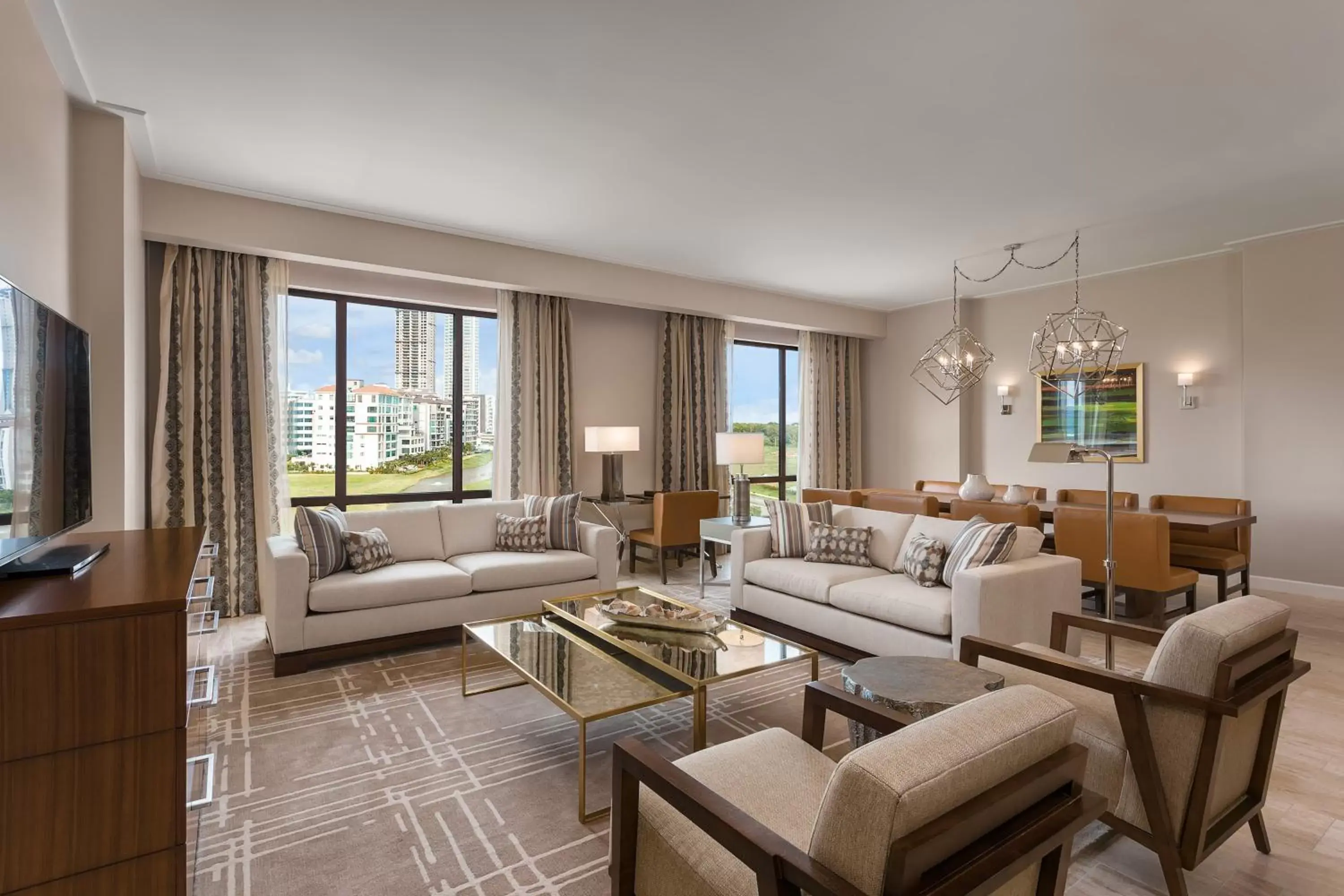 Living room, Seating Area in The Santa Maria, a Luxury Collection Hotel & Golf Resort, Panama City