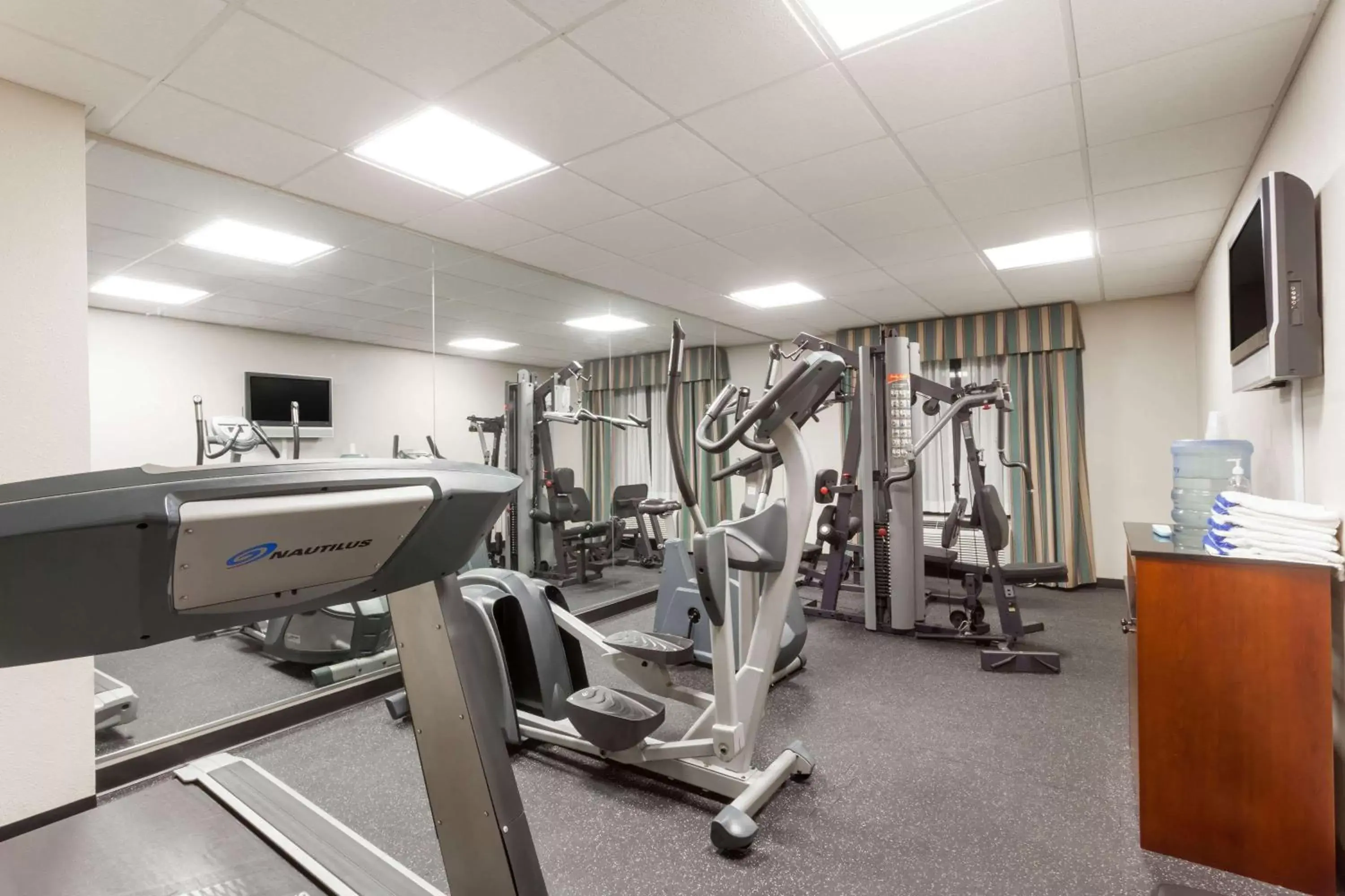 Fitness centre/facilities, Fitness Center/Facilities in Baymont by Wyndham Madisonville