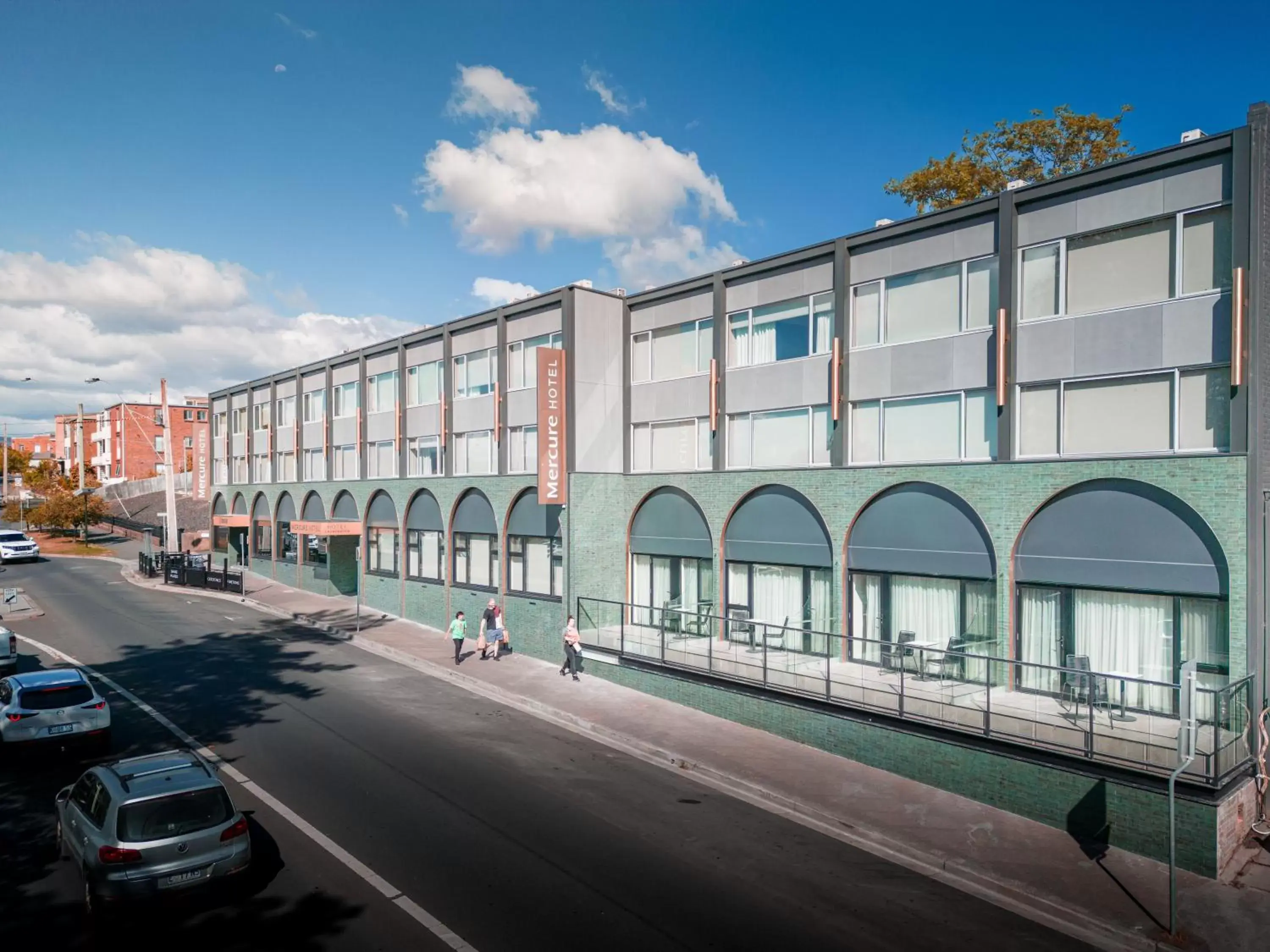 Property building in Mercure Launceston