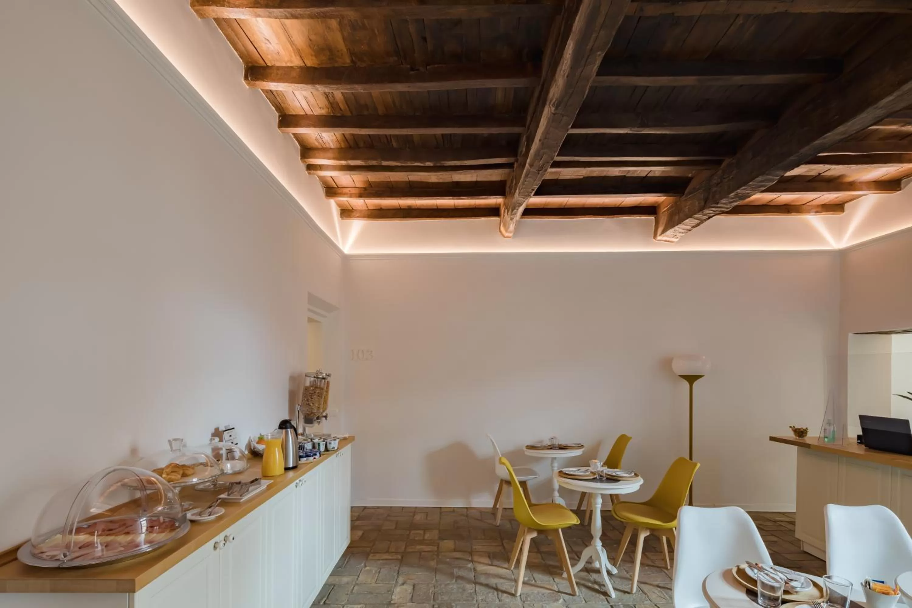 Breakfast in Palazzo Lupardi Relais