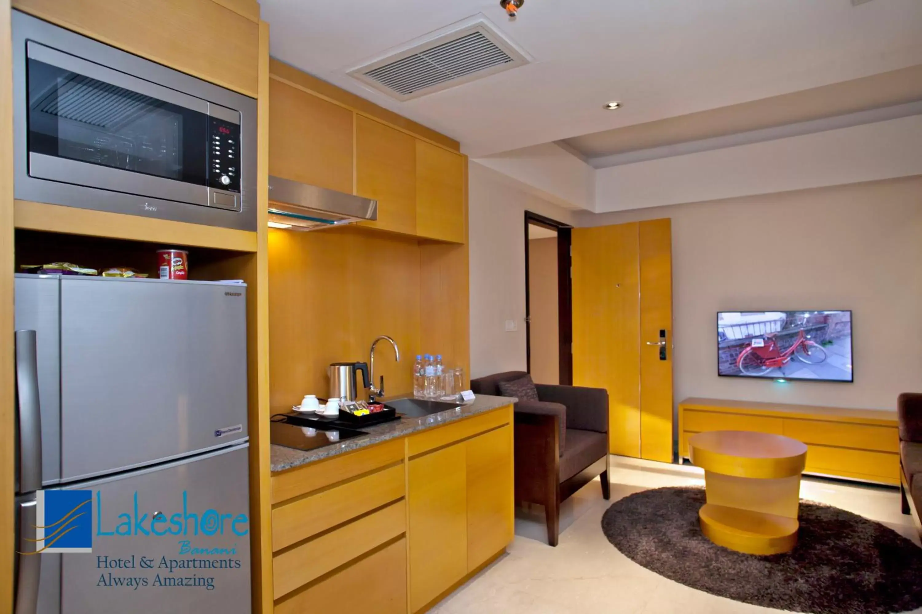 Kitchen or kitchenette, Kitchen/Kitchenette in Lakeshore Banani