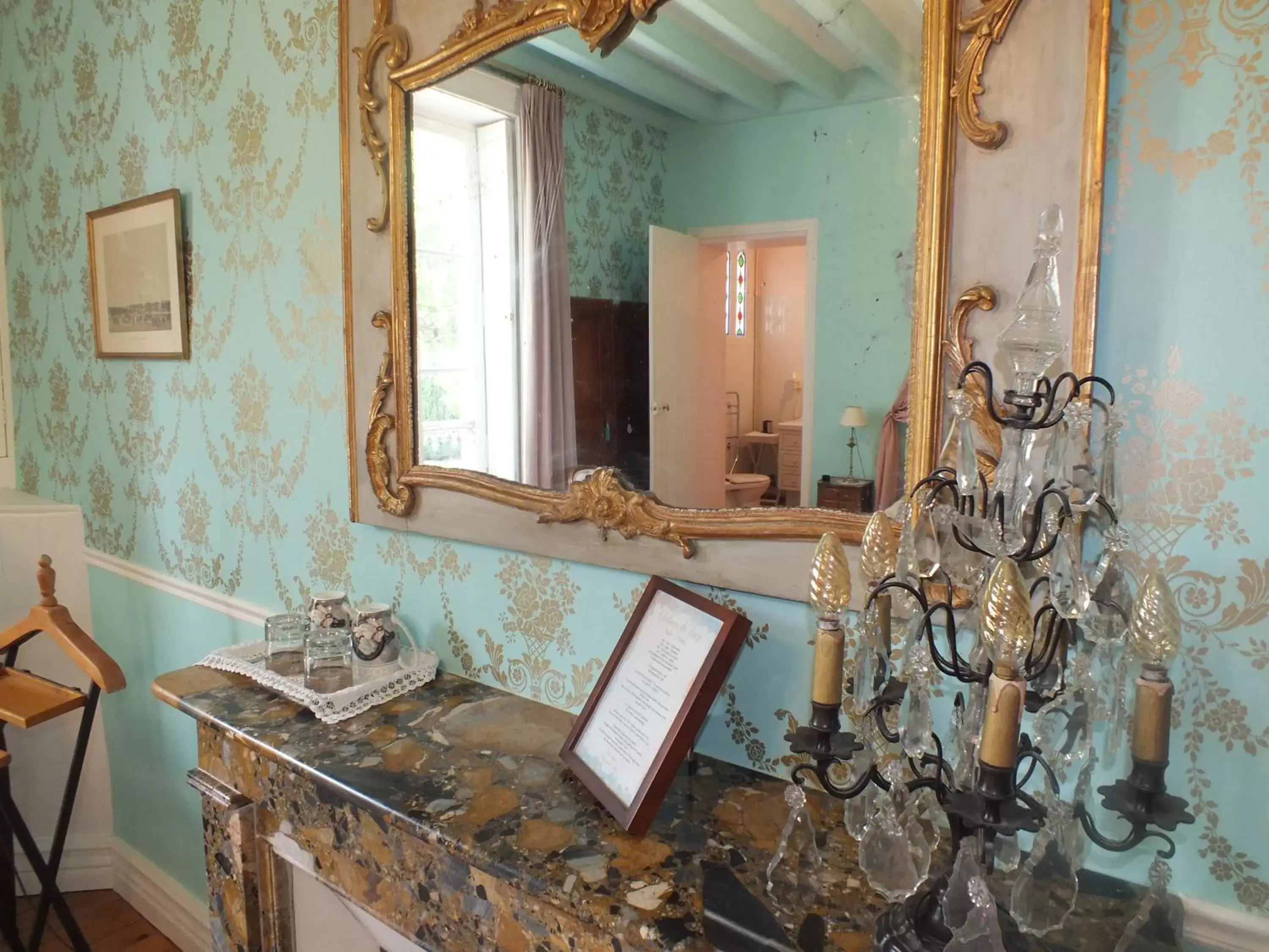 Decorative detail, Bathroom in Château de Nazé