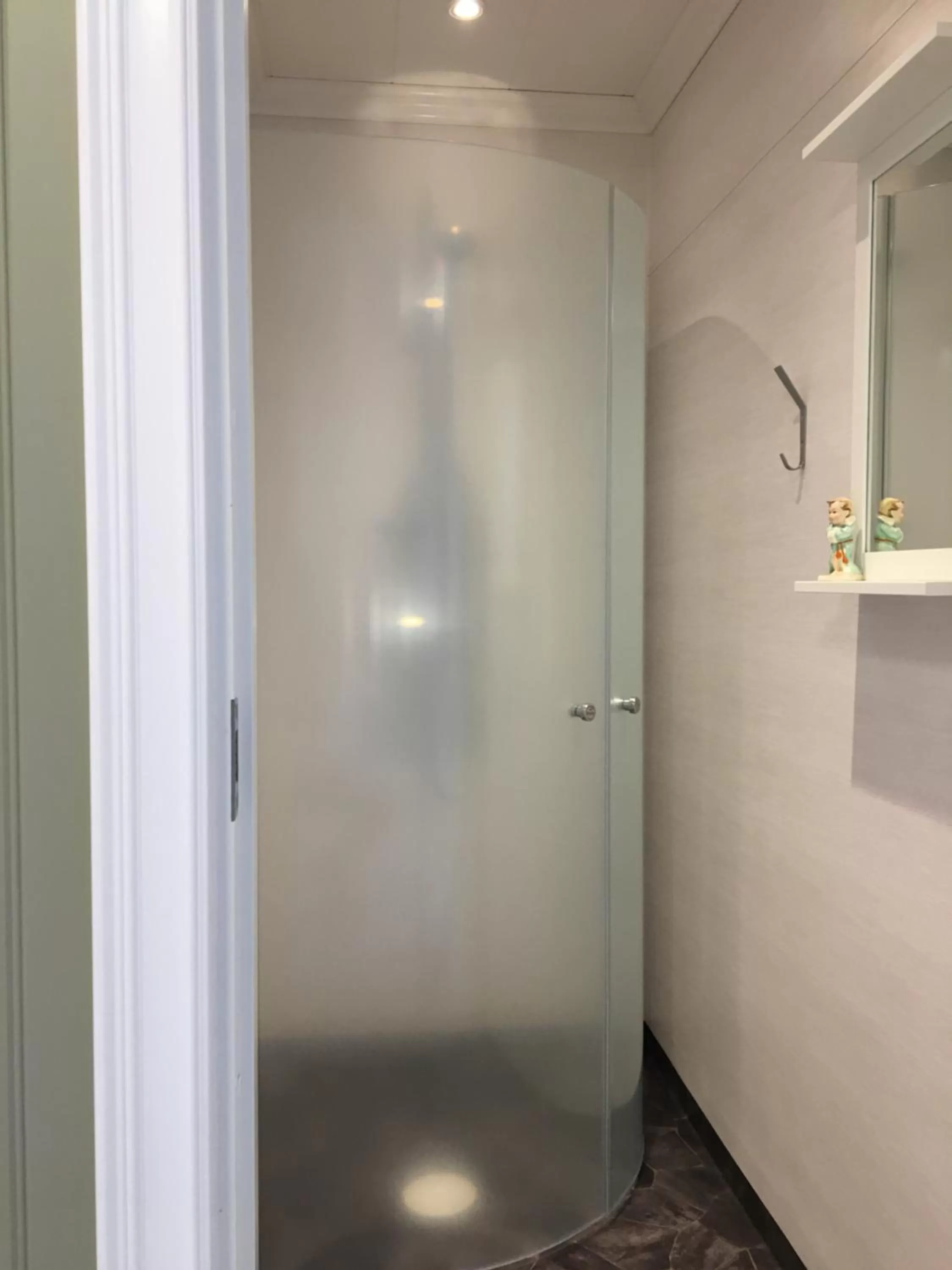 Shower in Orsa Station Bed and Breakfast