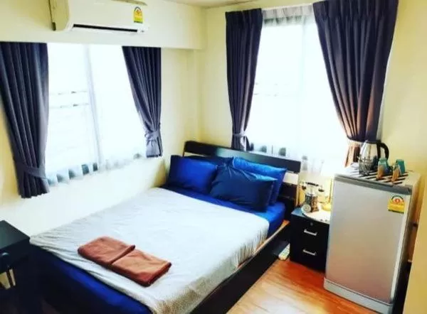 Bed in The Cube Sathorn Boutique Hotel เดอะ คิวบ์ สาทร บูติค โฮเทล Near BTS Surasak