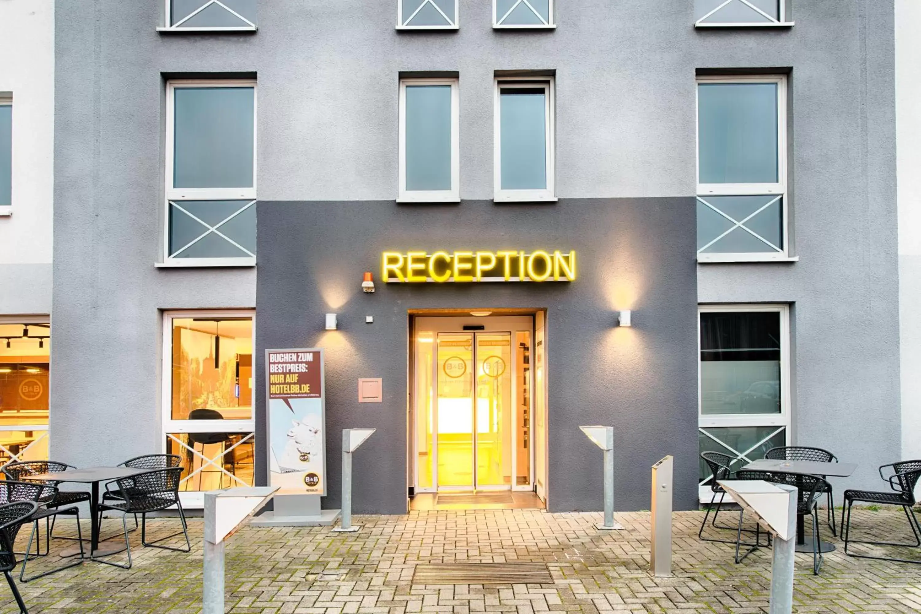 Property building in B&B Hotel Kassel-Süd