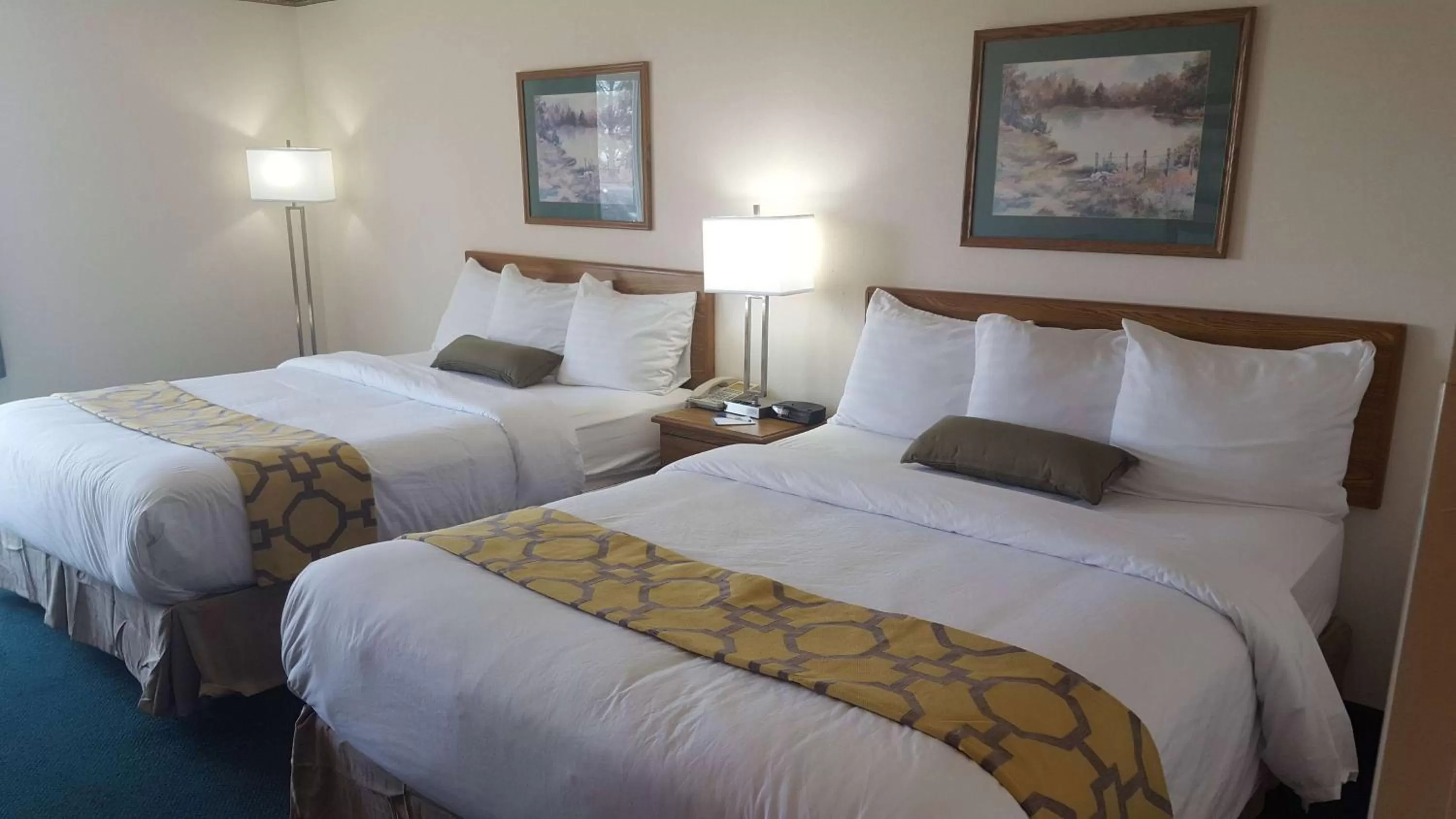 Photo of the whole room in Baymont by Wyndham Limon