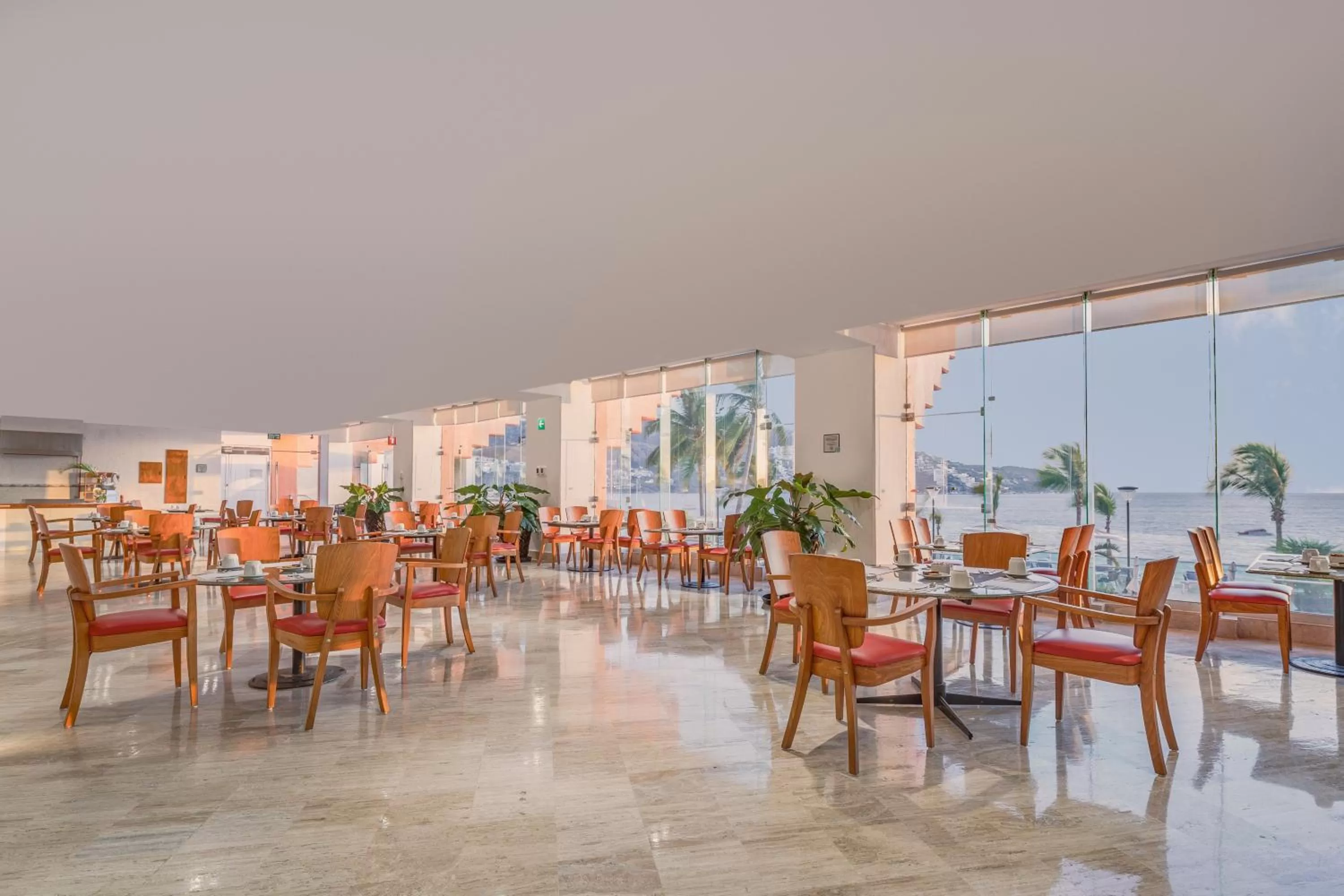 Restaurant/places to eat in Copacabana Beach Hotel Acapulco