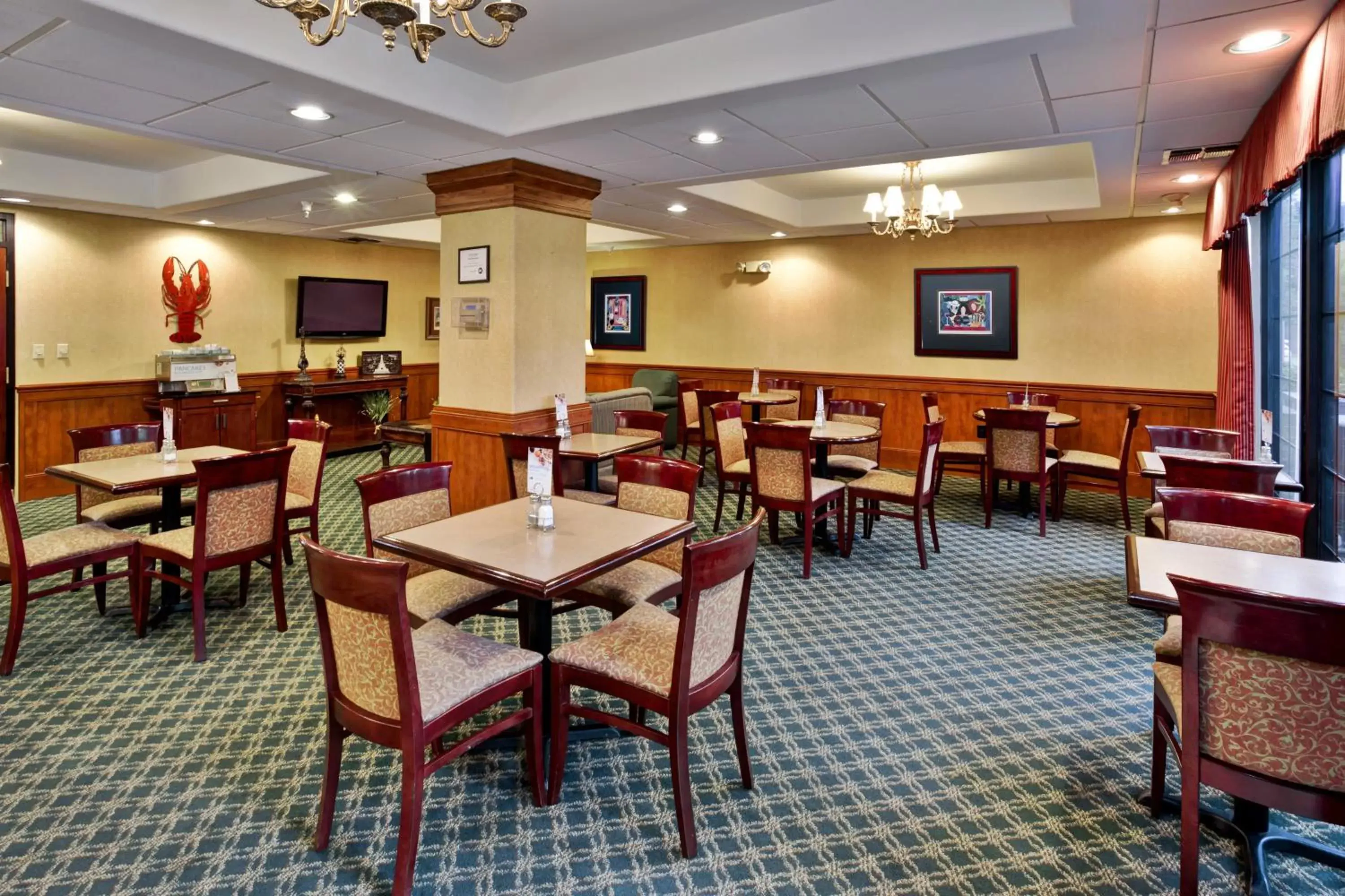 Breakfast, Restaurant/Places to Eat in Holiday Inn Express Breaux Bridge, an IHG Hotel