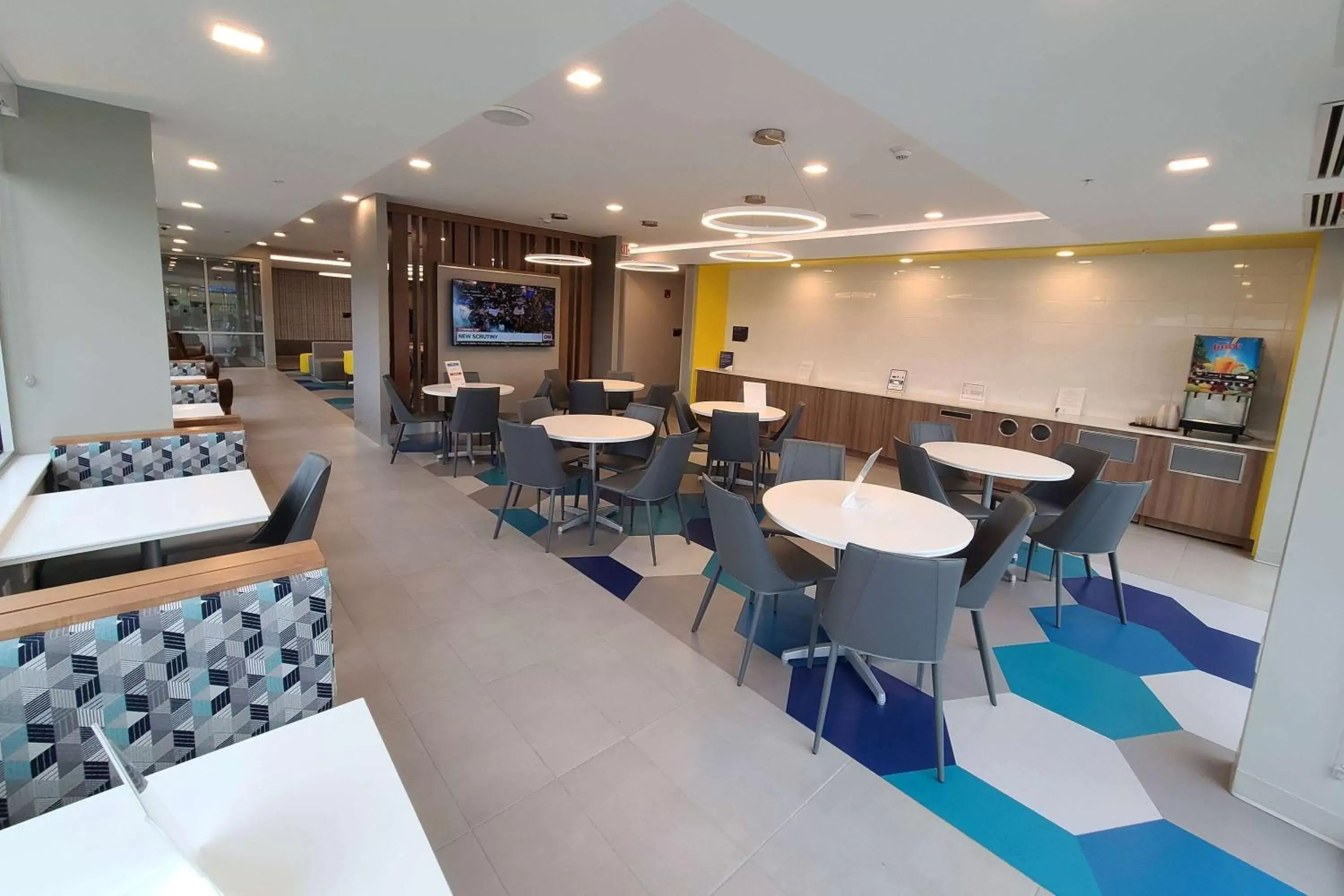 Restaurant/places to eat in Microtel Inn & Suites by Wyndham Milford Restaurant/places to eat in Microtel Inn & Suites by Wyndham Milford