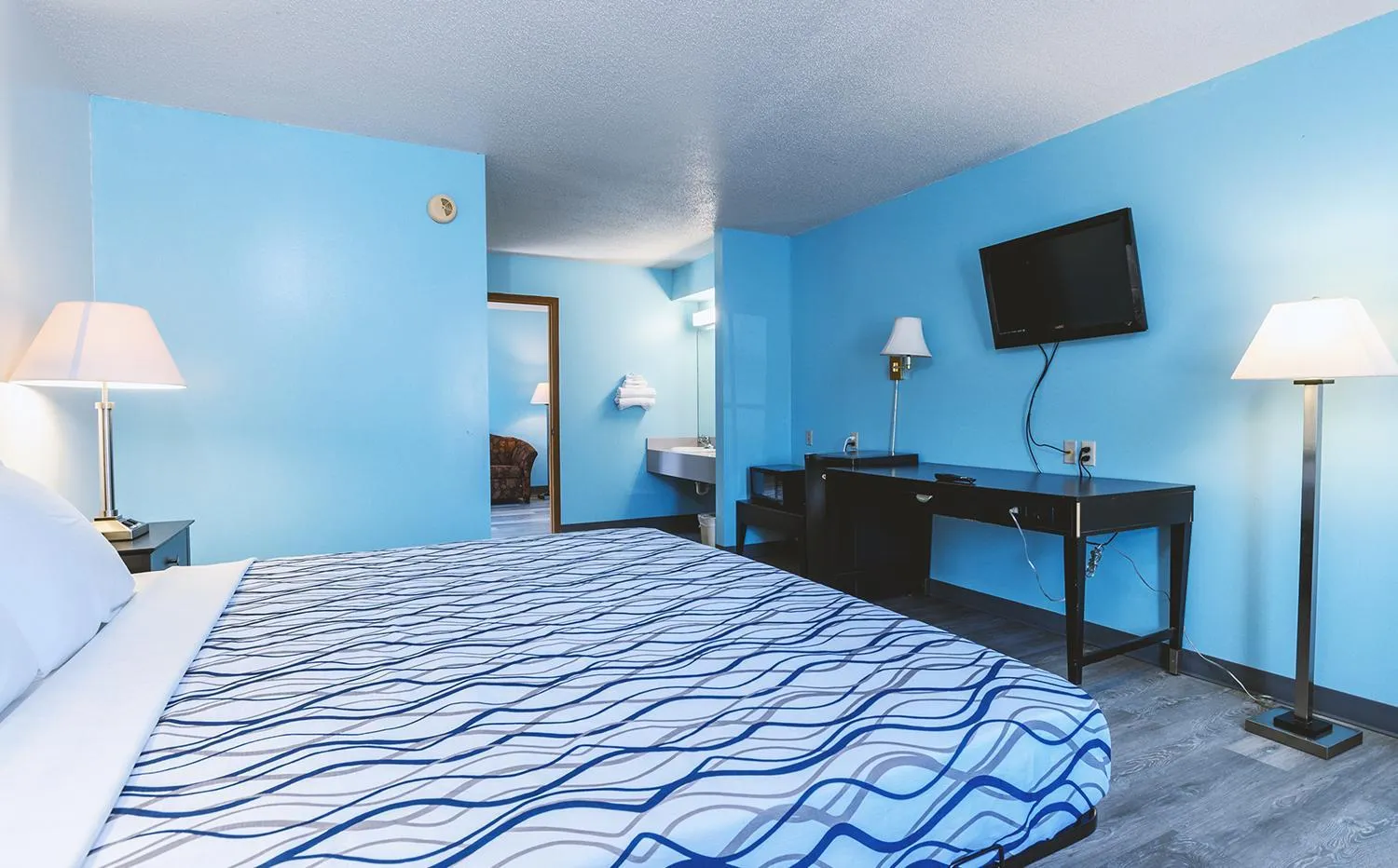 Bed in Sky-Palace Inn & Suites Wellington