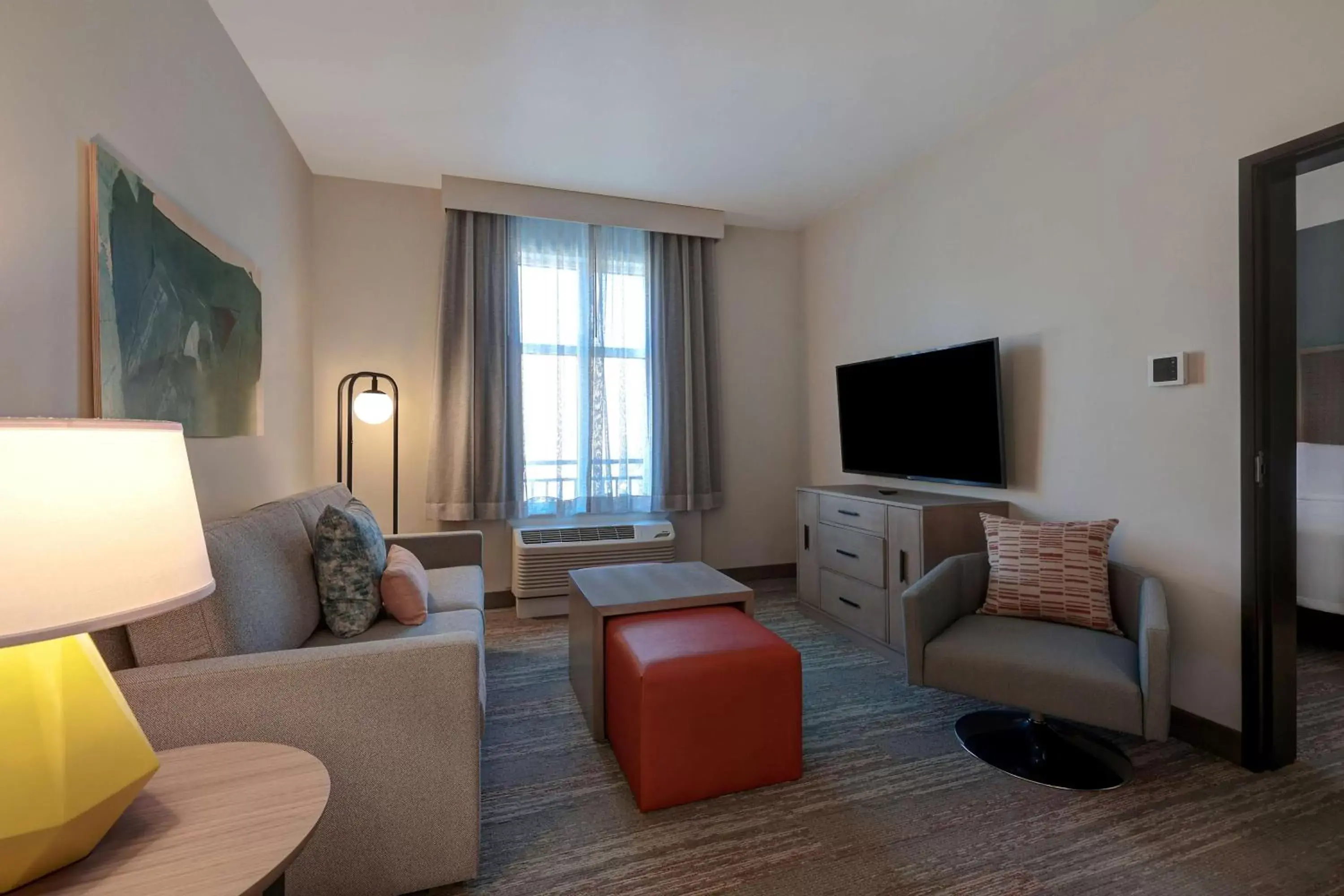 Bedroom, Seating Area in Homewood Suites By Hilton Santa Clarita/Valencia, Ca