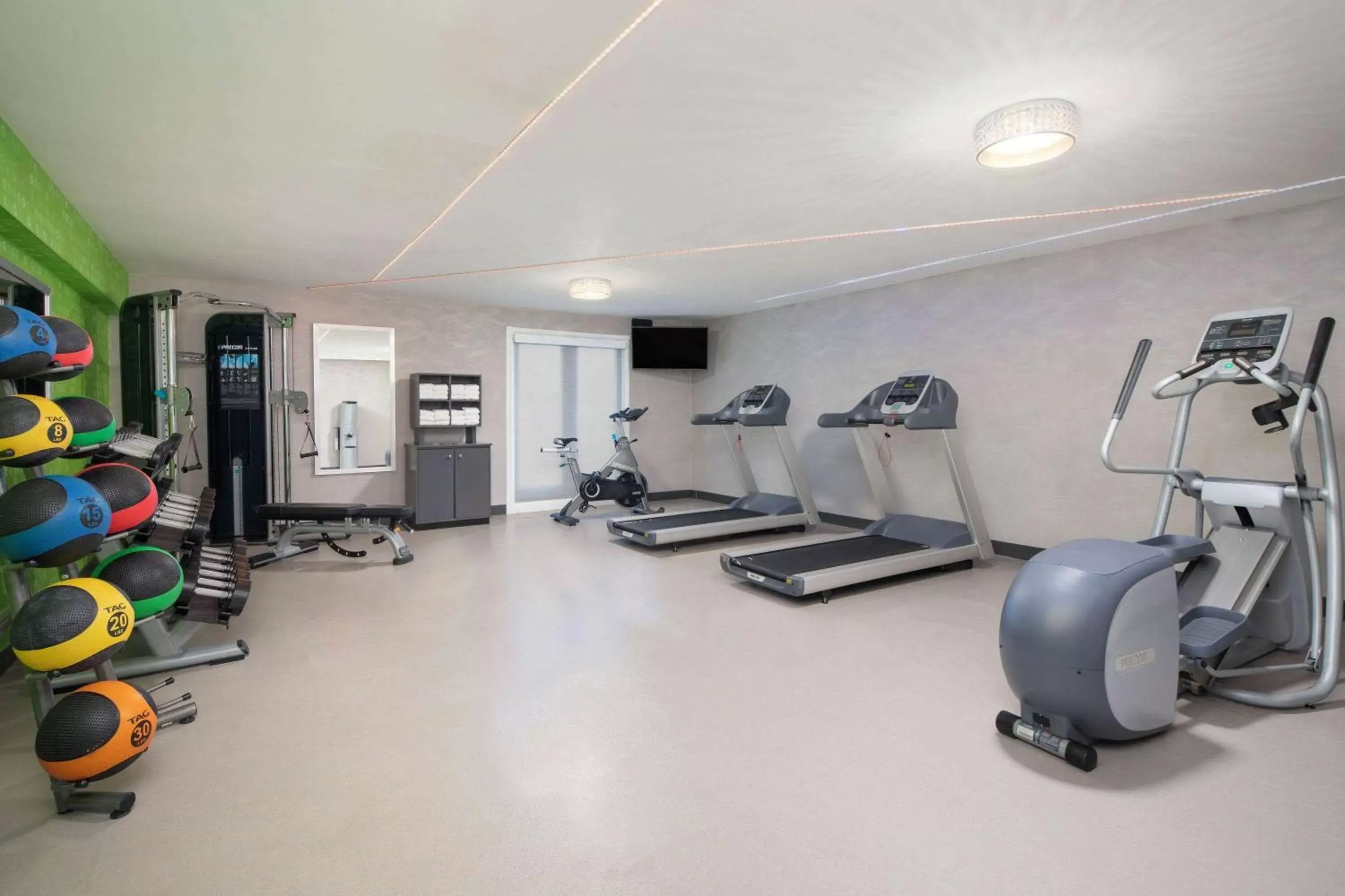 Fitness centre/facilities, Fitness Center/Facilities in La Quinta by Wyndham Atlanta Airport South