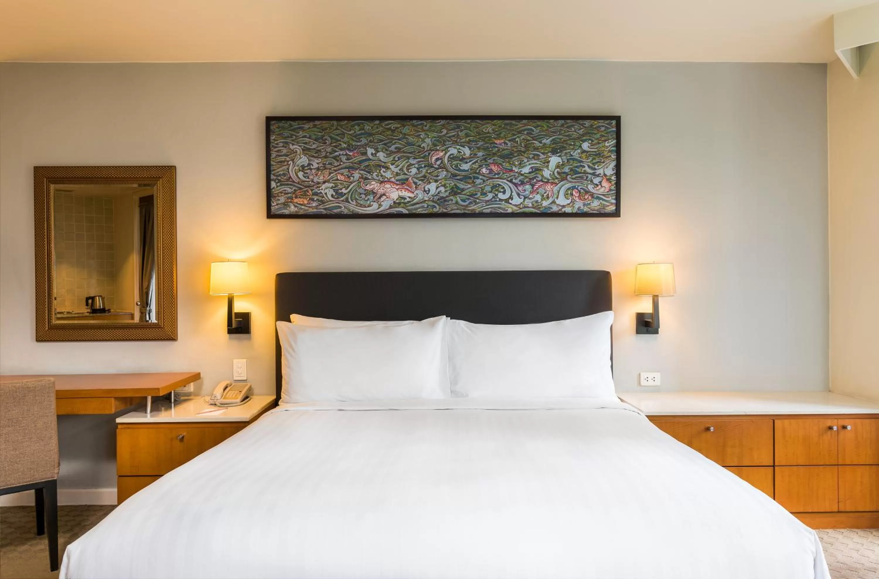 Bedroom, Bed in Chatrium Sathon Bangkok