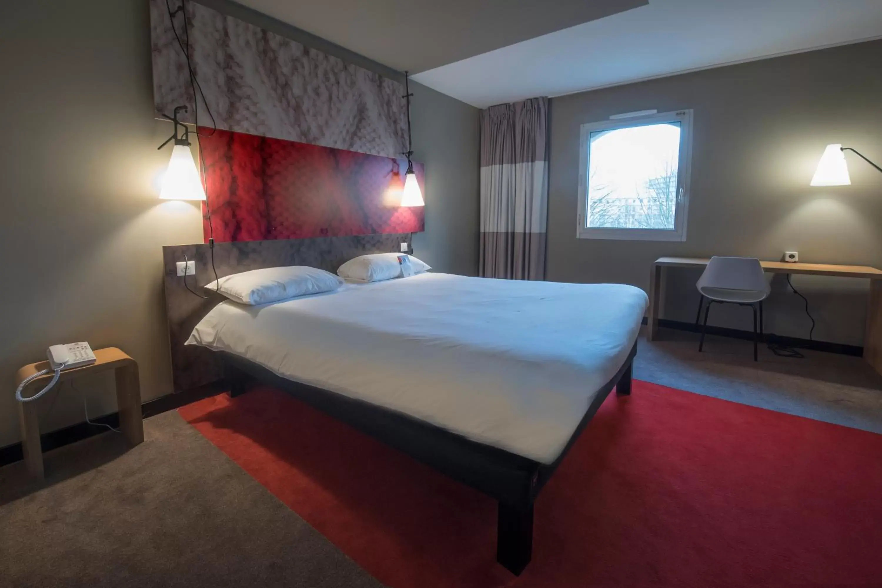 Photo of the whole room, Bed in ibis Rouen Centre Champ de Mars