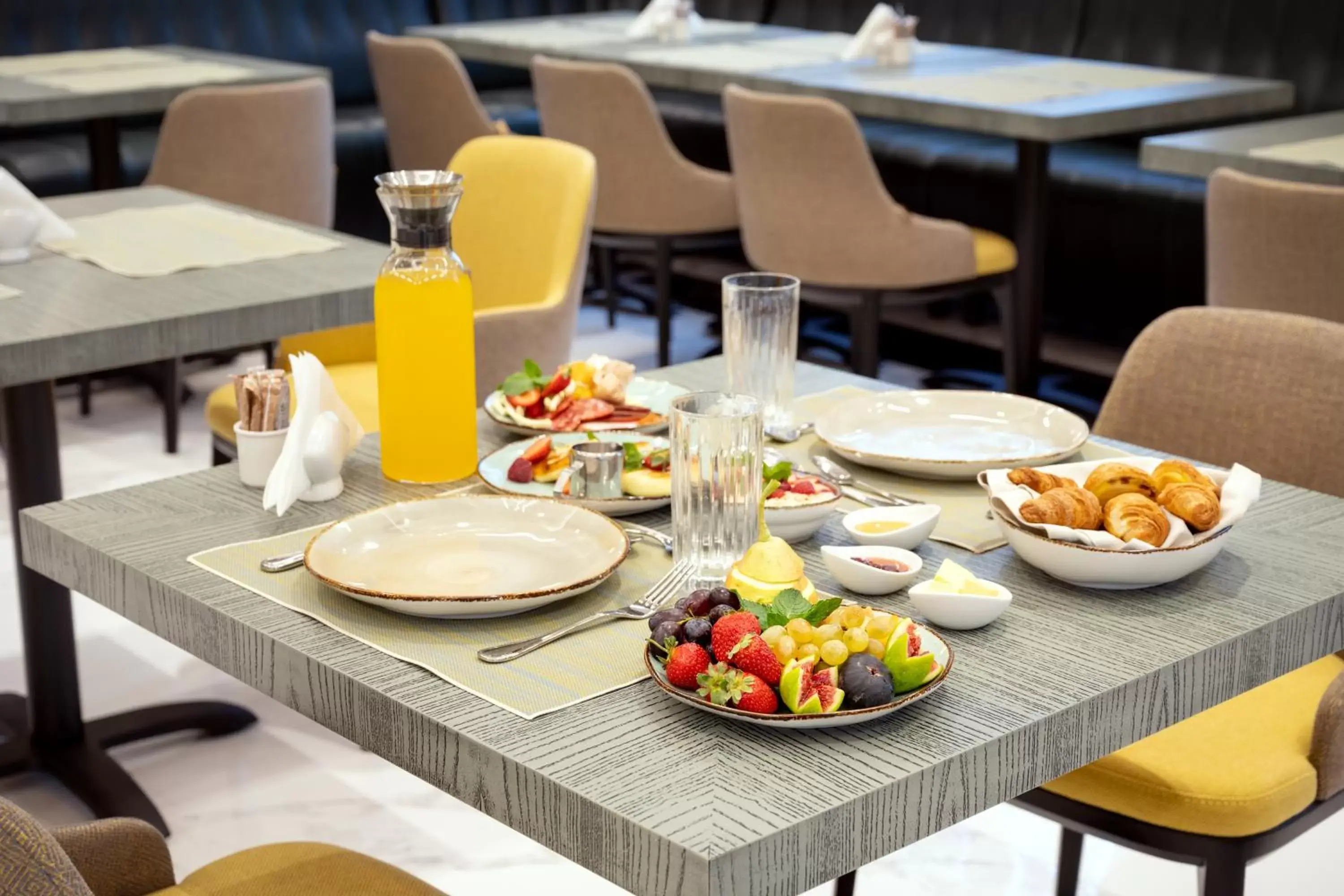 Restaurant/places to eat in Sphera by Stellar Hotels, Yerevan Restaurant/places to eat in Sphera by Stellar Hotels, Yerevan