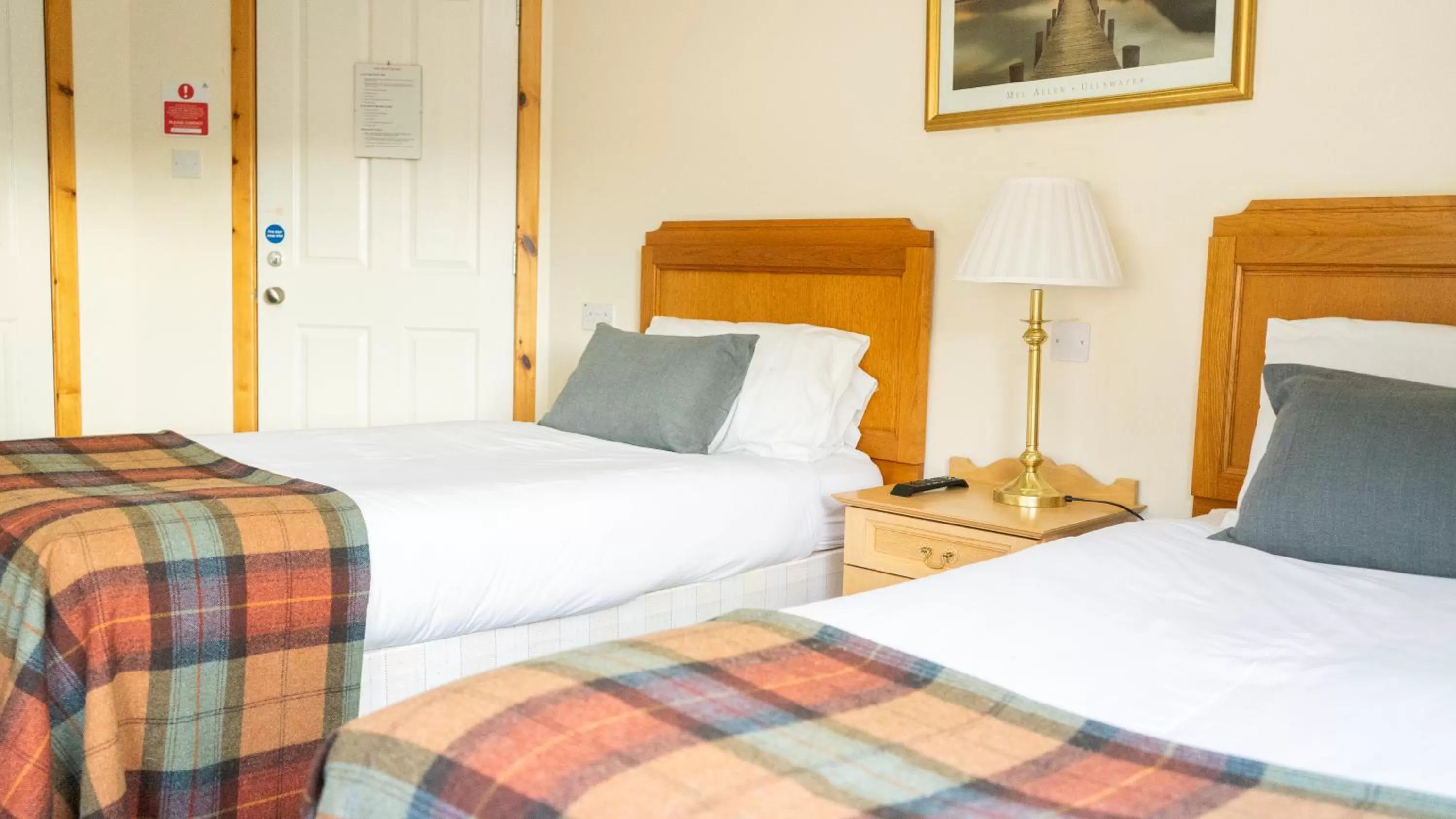 Photo of the whole room in West End Hotel