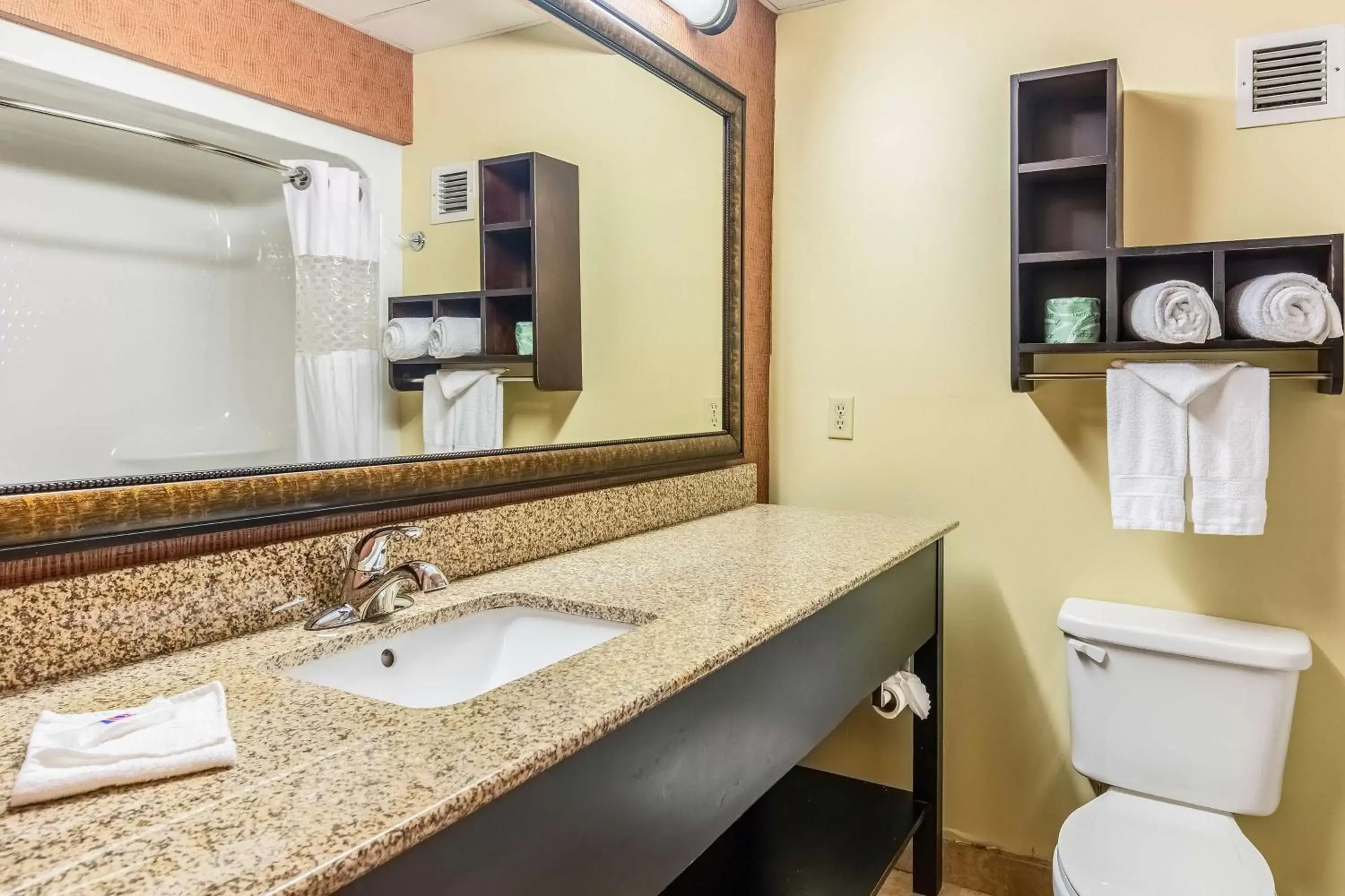 Toilet, Bathroom in Motel 6-Conway, AR