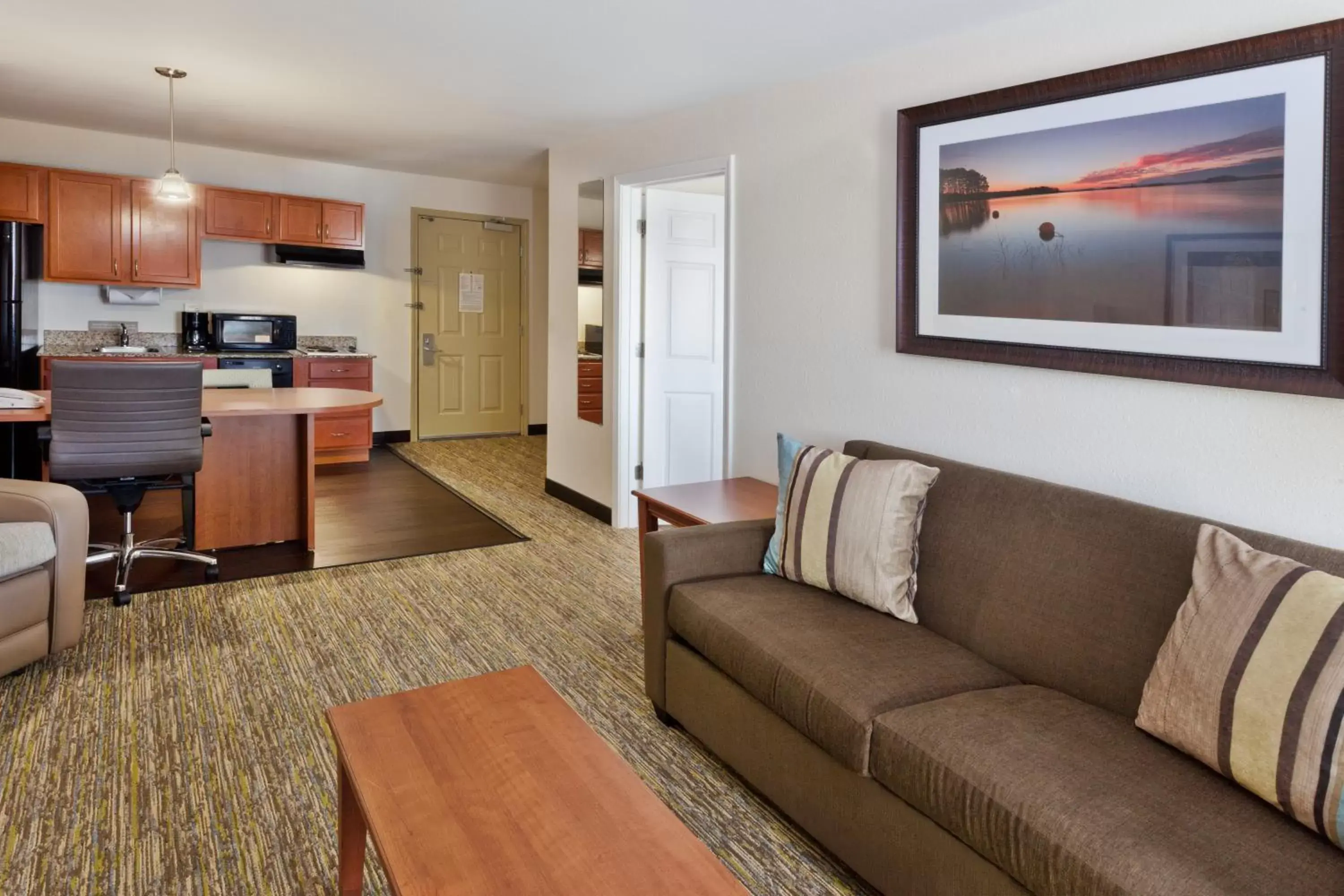Photo of the whole room, Seating Area in Candlewood Suites Eastchase Park, an IHG Hotel