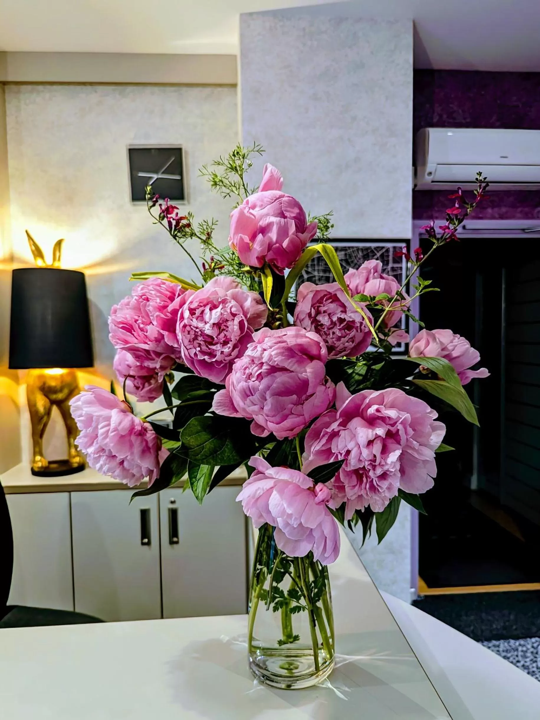 Lobby or reception in HOTEL ARVERNA VICHY - ClT'HOTEL