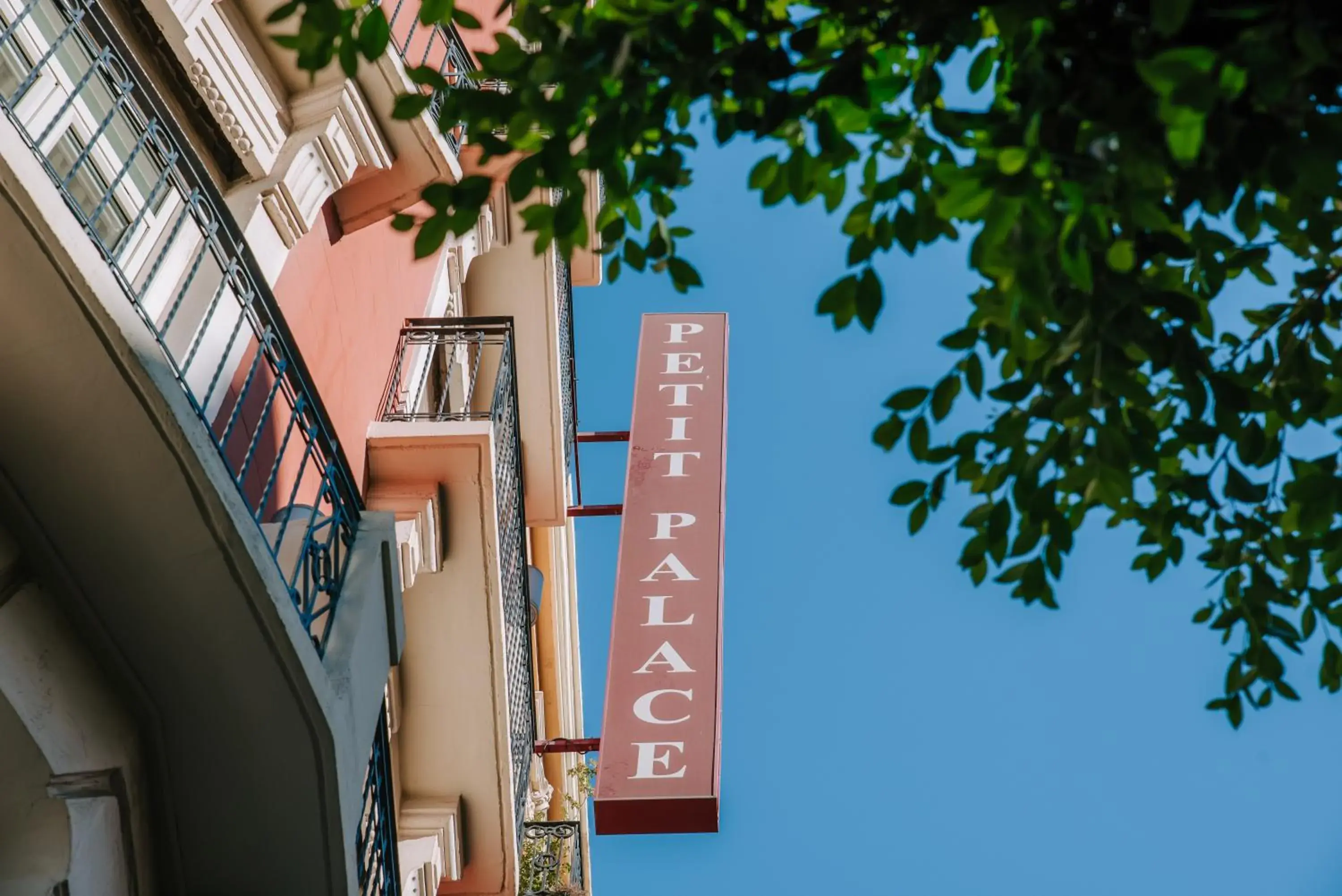 Property logo or sign, Property Building in Petit Palace Ruzafa