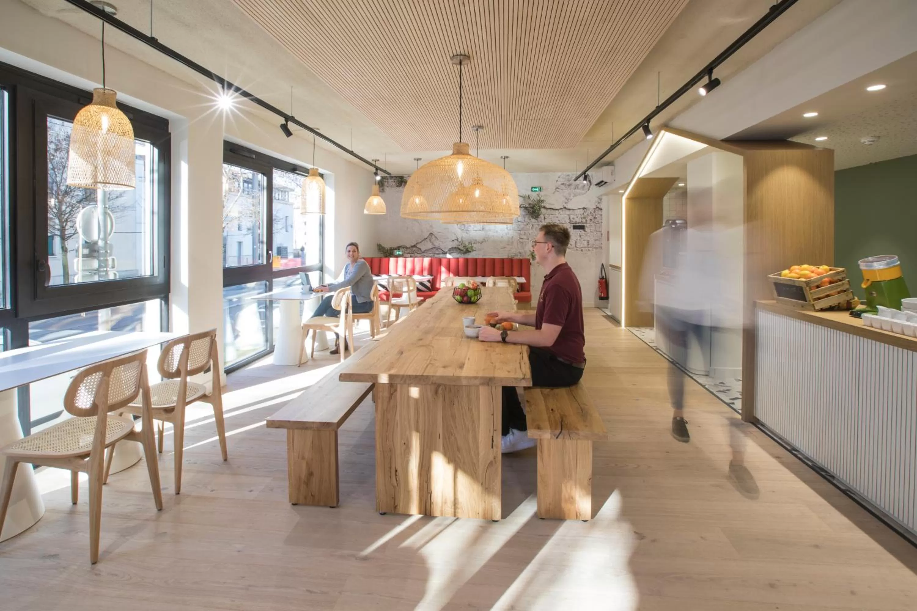 Lobby or reception in Hôtel Life Bordeaux Gare - BG