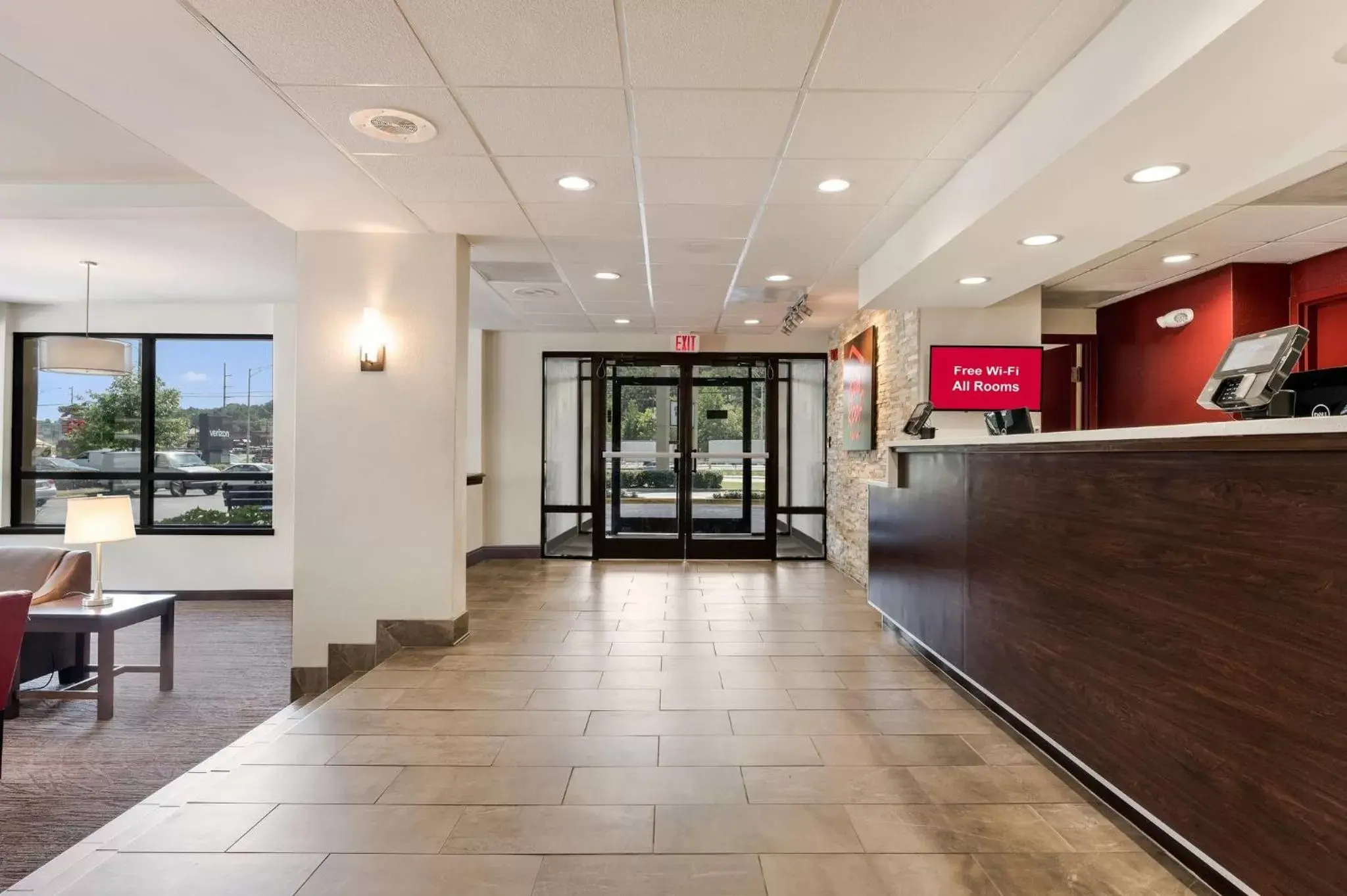 Lobby or reception in Red Roof Inn Birmingham South Lobby or reception in Red Roof Inn Birmingham South