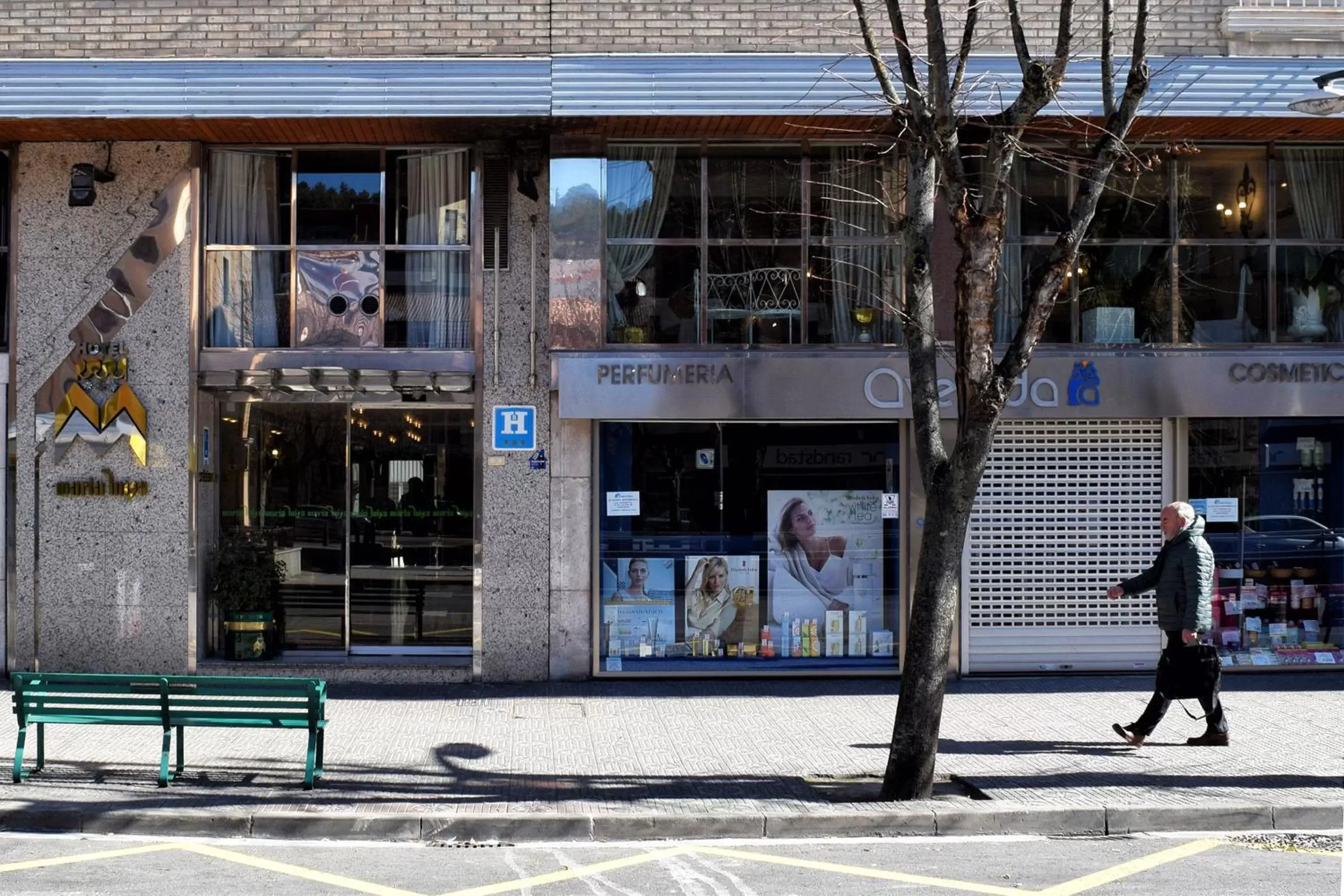 Facade/entrance, Property Building in Hotel Maria Luisa