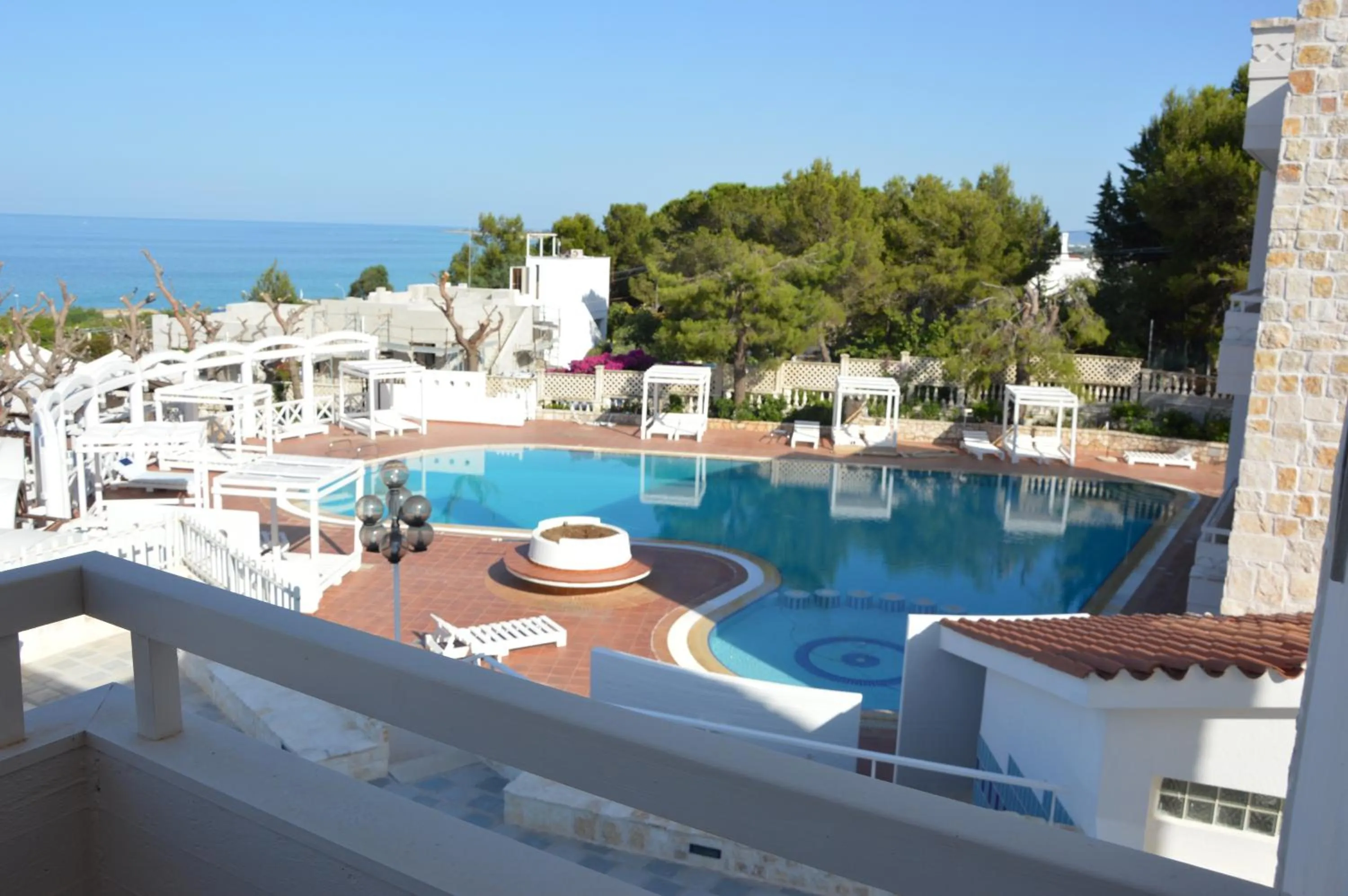 Pool view in Hotel Residence La Corvetta