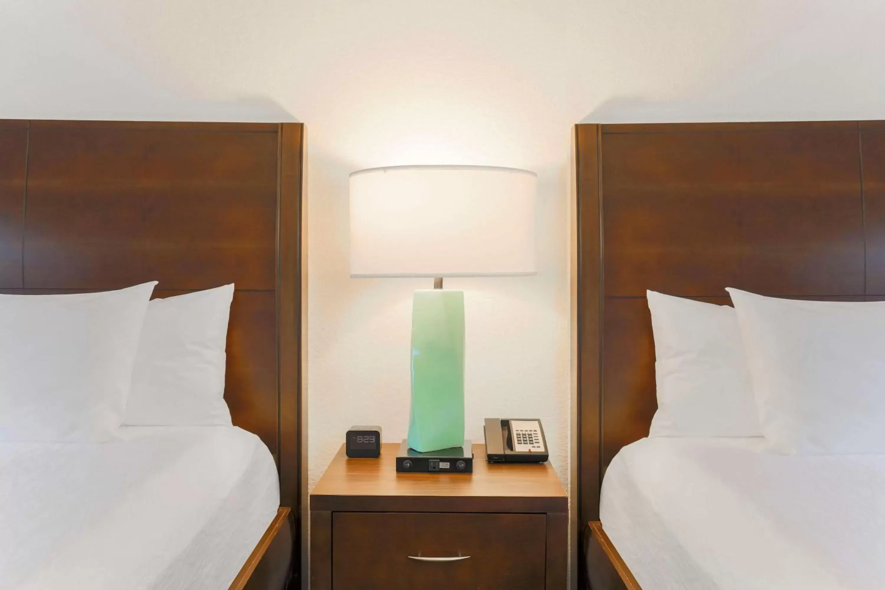 Bedroom, Bed in Hilton Garden Inn Raleigh-Durham/Research Triangle Park