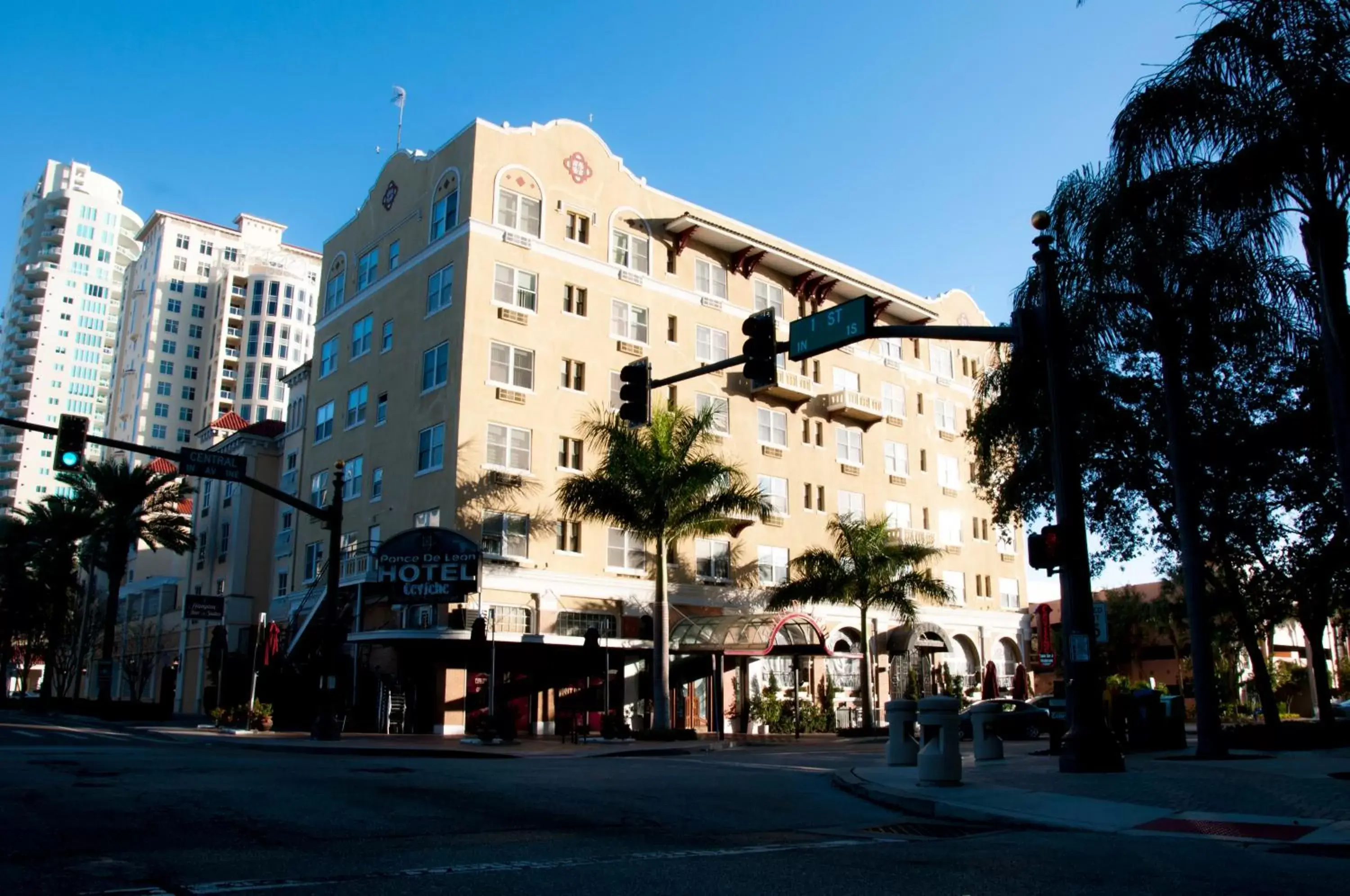 Facade/entrance, Property Building in Ponce De Leon Hotel