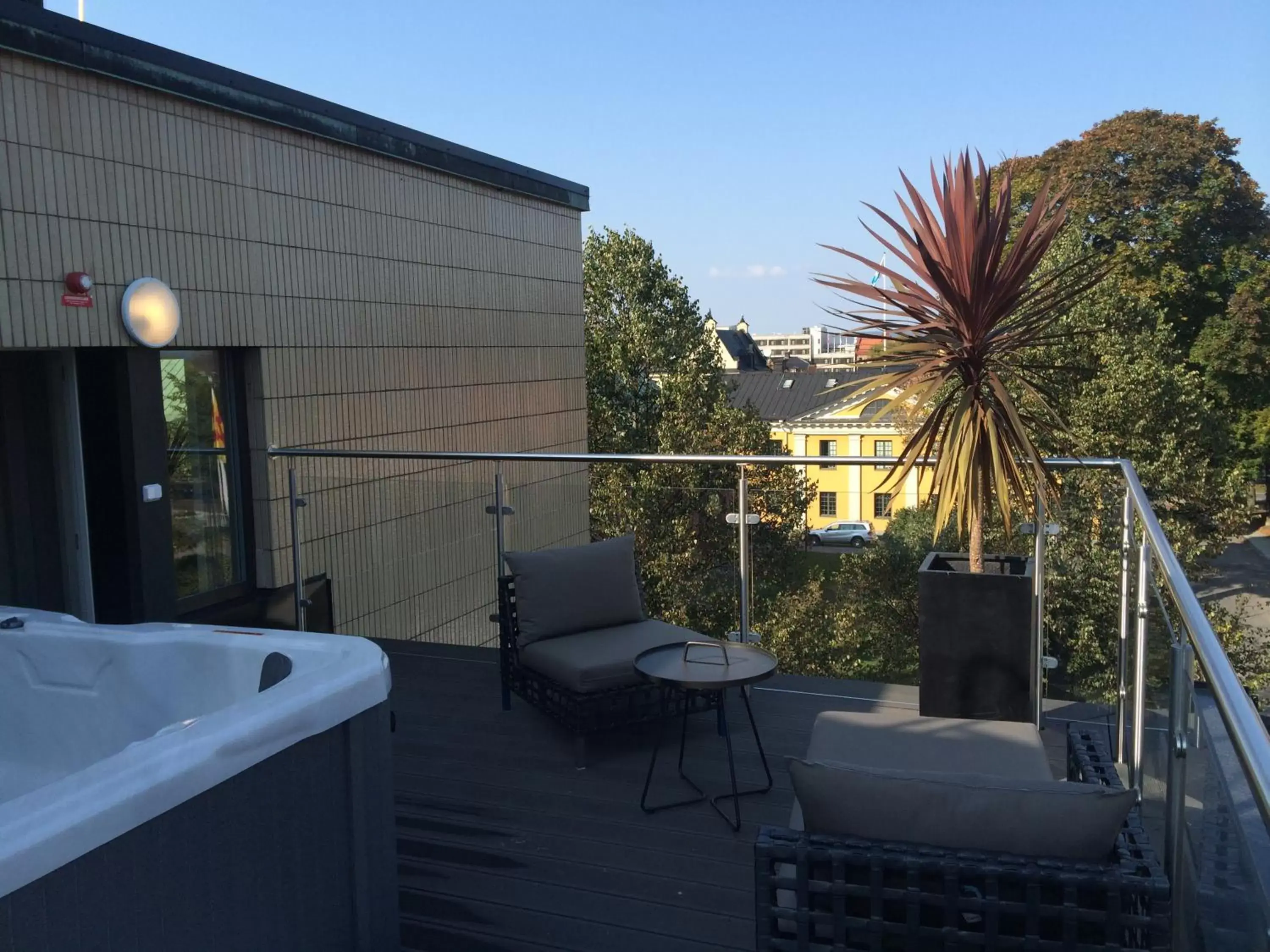 Hot Tub in First Hotel Central