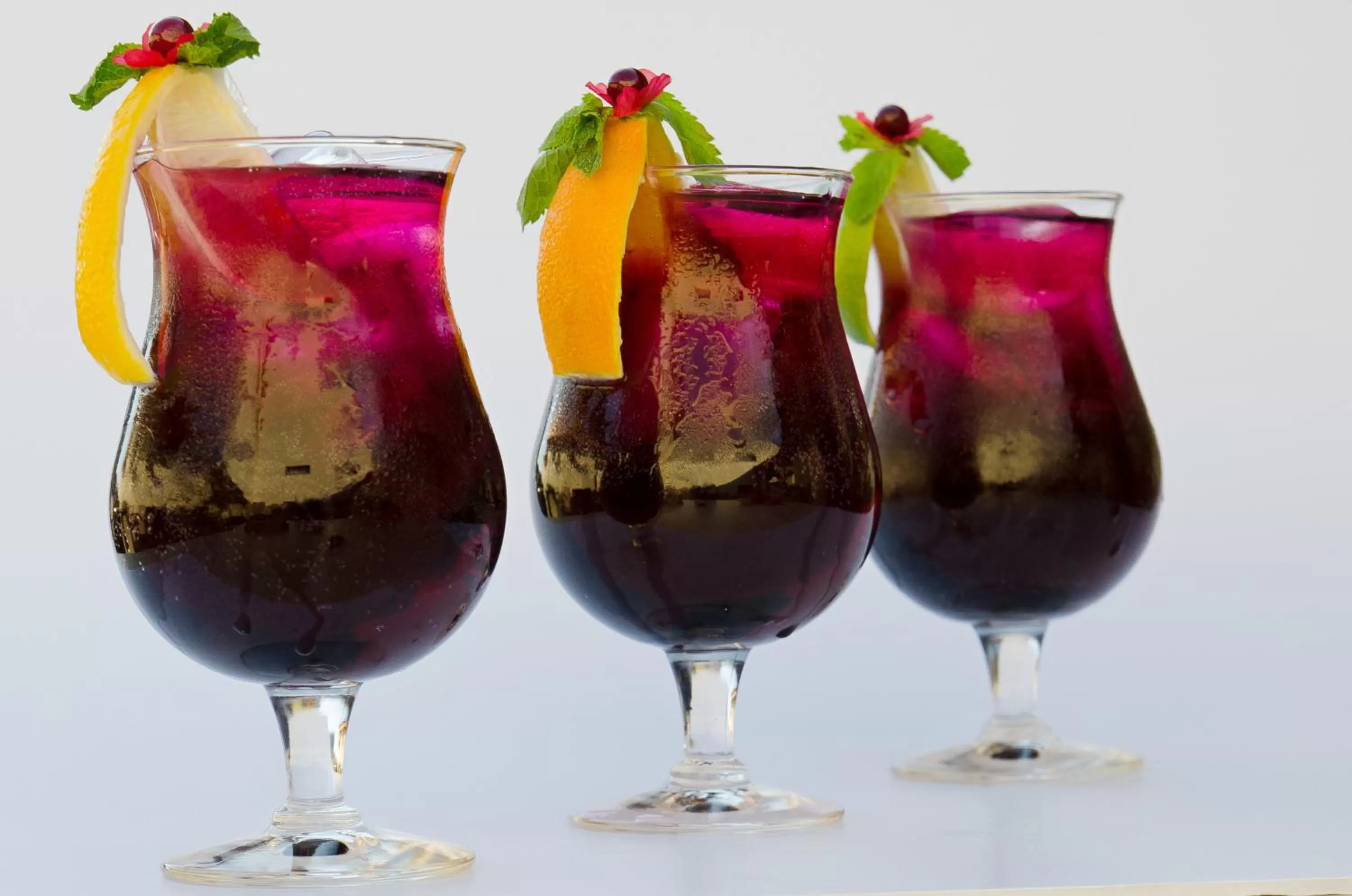 Alcoholic drinks in Simbad Hotel & Bar Superior