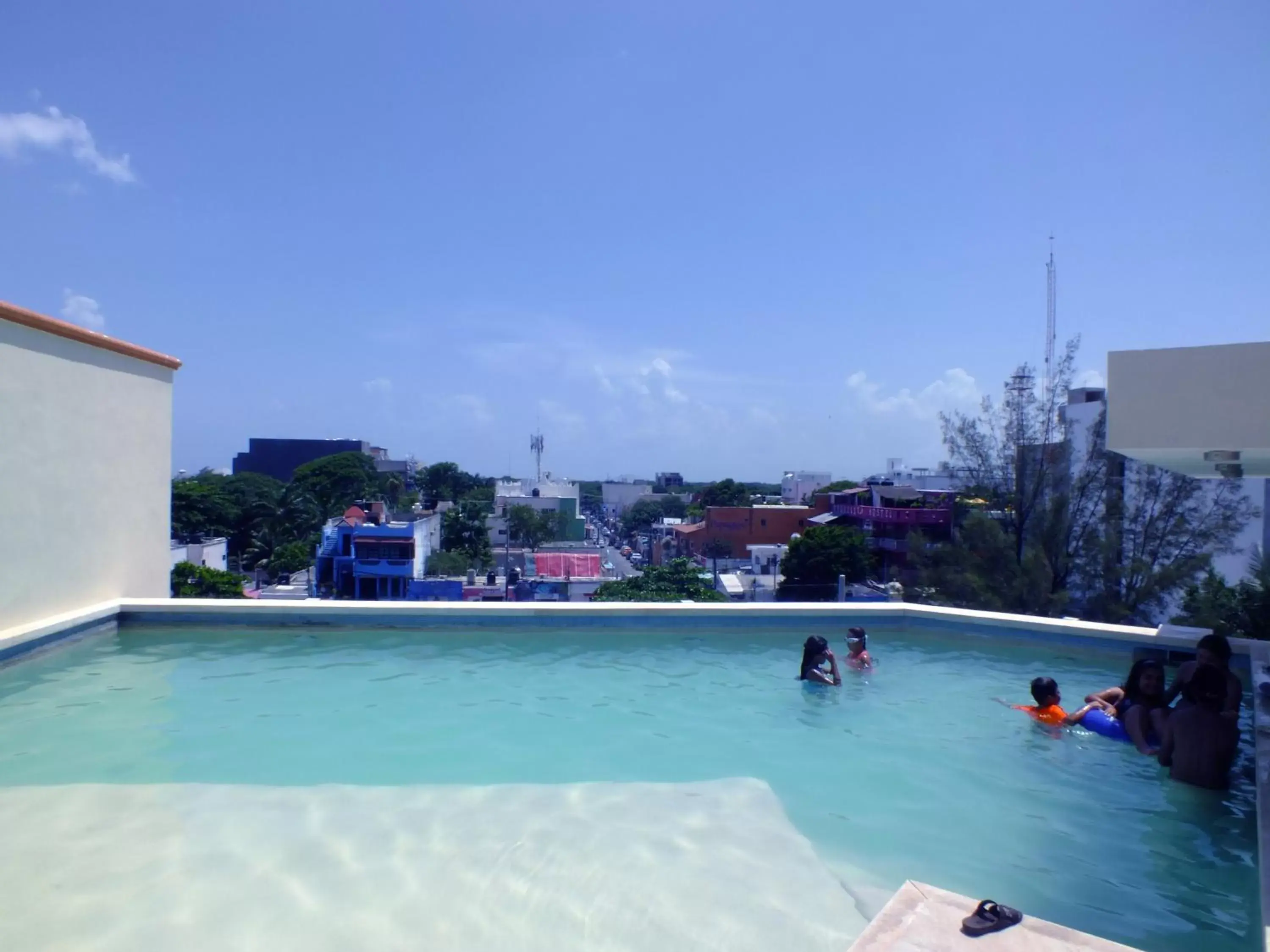 Swimming Pool in Gran SAHARA