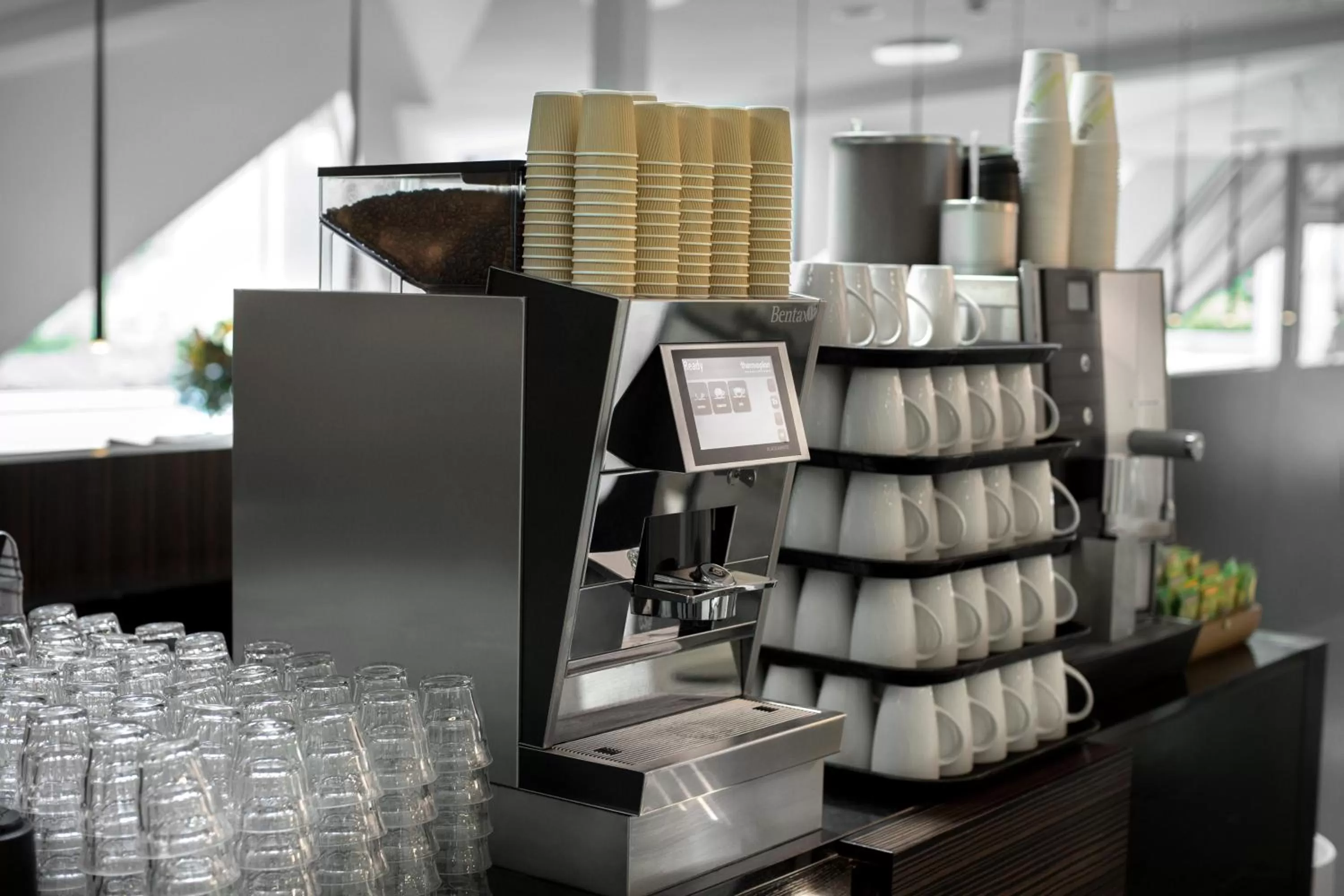 Restaurant/places to eat in Wakeup Copenhagen - Bernstorffsgade